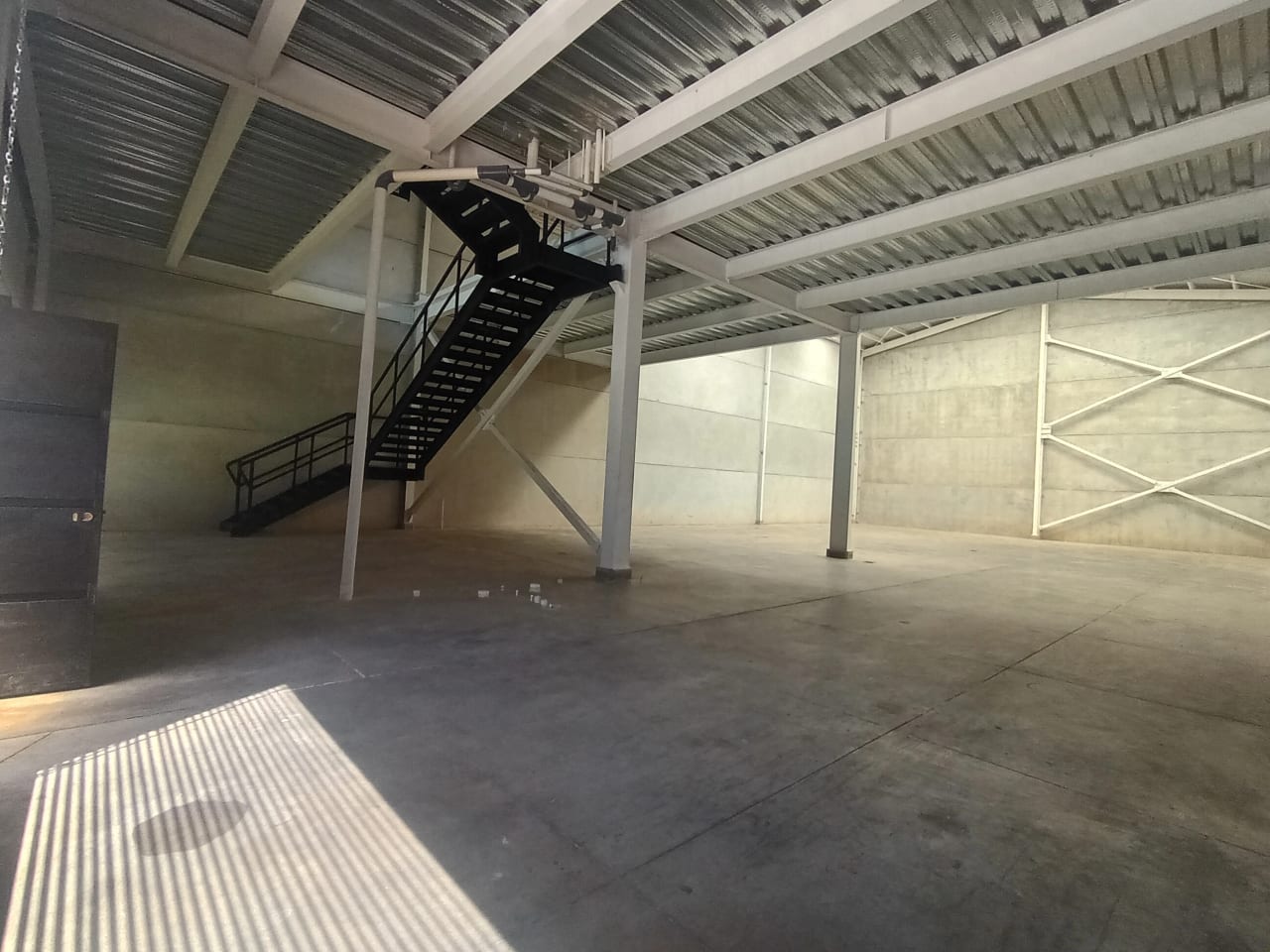 Ofibodega en Venta Km 16.5 (CAES) — Bodega / Ofibodega en Venta en Carretera a El Salvador, Guatemala, Ciudad — foto 3 de 16