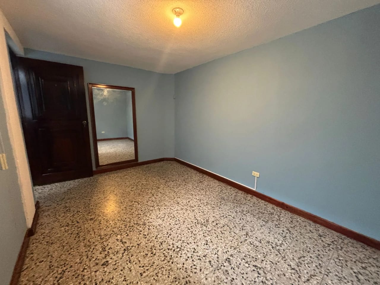 Casa en Renta en zona 6, Colonia Santa Isabel, Guatemala — Casa en Alquiler en Zona 6, Guatemala, Ciudad — foto 9 de 12