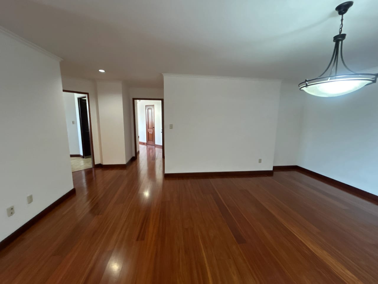 Se renta apartamento en zona 14 — Apartamento en Alquiler en Zona 14, Guatemala, Ciudad — foto 6 de 15