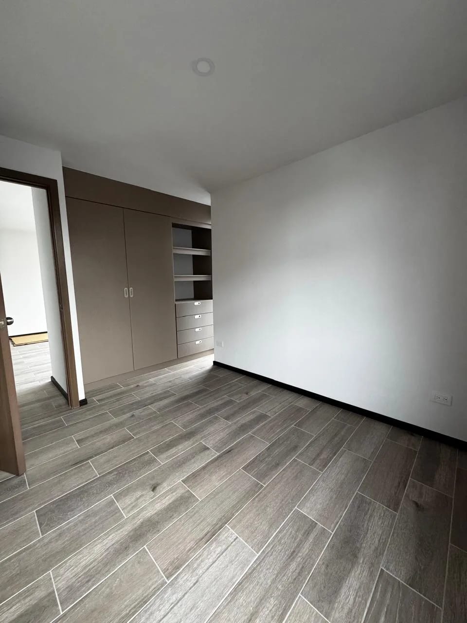 🏢 Apartamento en Renta – Biko Apartamentos, Zona 10 — Apartamento en Alquiler en Biko, Zona 10, Guatemala, Ciudad — foto 8 de 14