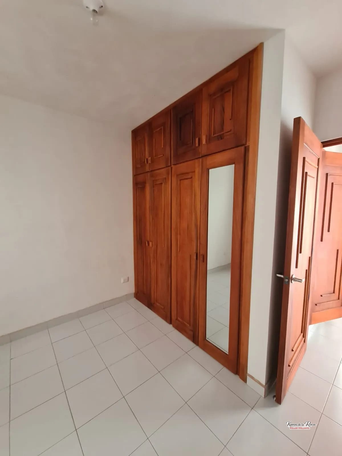 Alquiler Apartamento nuevo — Apartamento en Alquiler en Hacienda Real, Zona 16, Guatemala, Ciudad — foto 4 de 5
