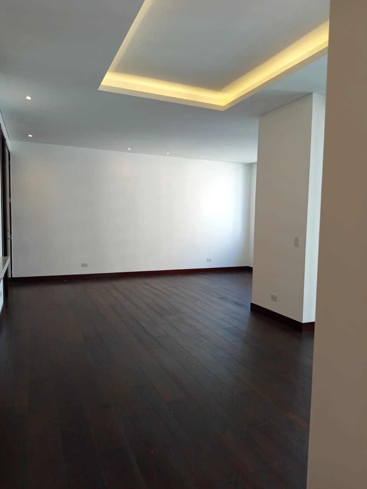 Apartamento en Zona 14 — Disponible en Venta y Renta — Apartamento en Alquiler en Zona 14, Guatemala, Ciudad — foto 16 de 17