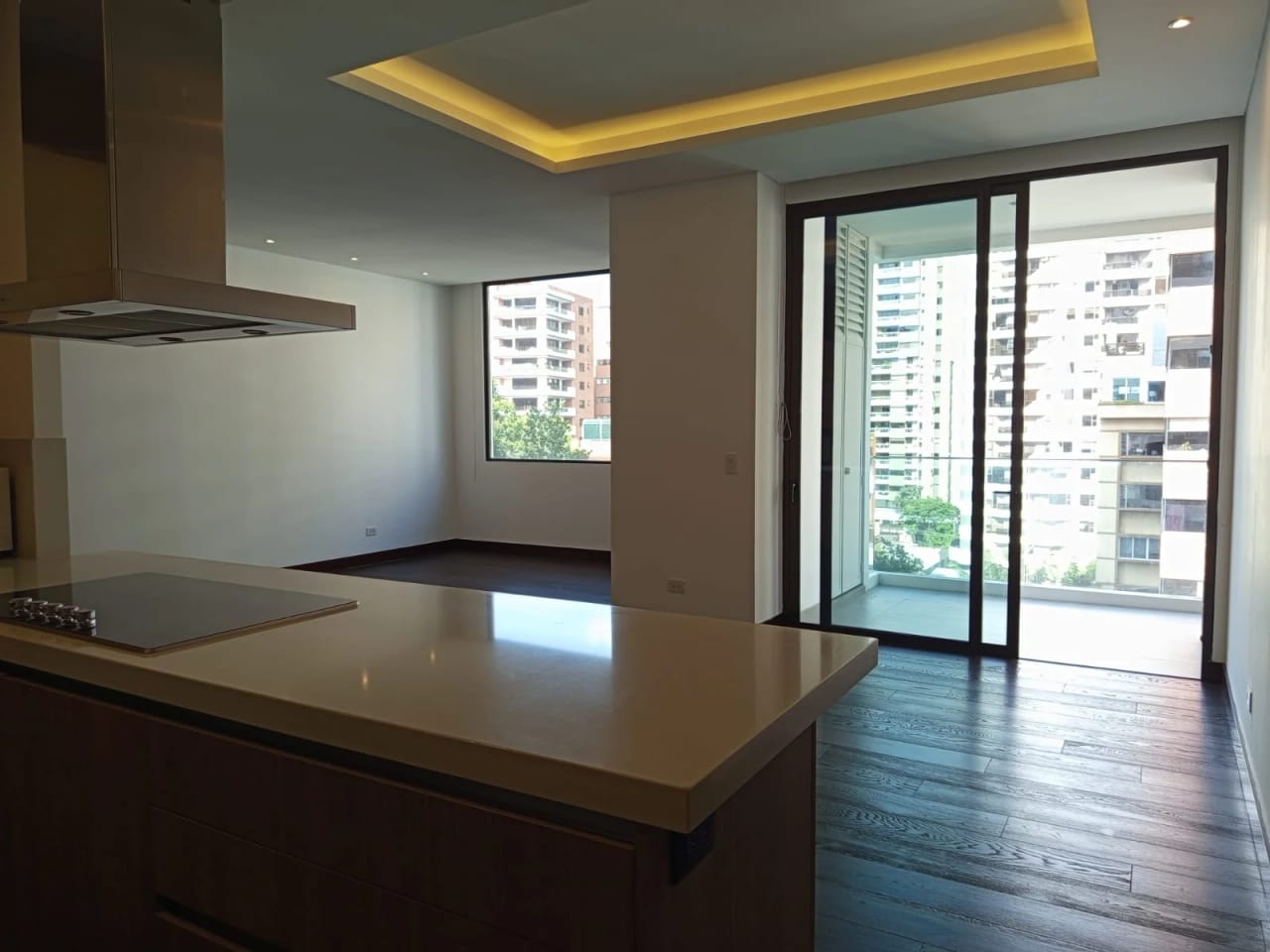 Apartamento en Zona 14 — Disponible en Venta y Renta — Apartamento en Alquiler en Zona 14, Guatemala, Ciudad — foto 1 de 17