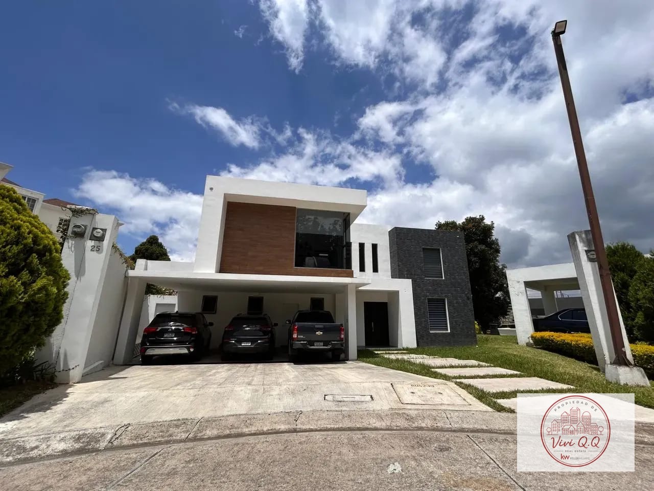 Casa en Venta CAES Fraijanes — Casa en Venta en Vila Verde II, Carretera a El Salvador, Guatemala, Ciudad — foto 1 de 14