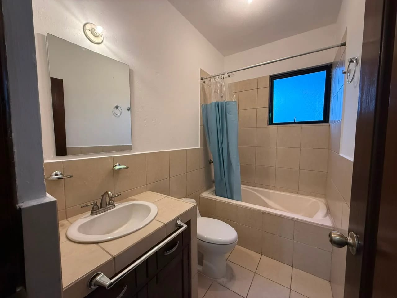 Apartamento en Renta Villa Tiepolo — Apartamento en Alquiler en Villa Tiepolo, Carretera a El Salvador, Guatemala, Ciudad — foto 4 de 8