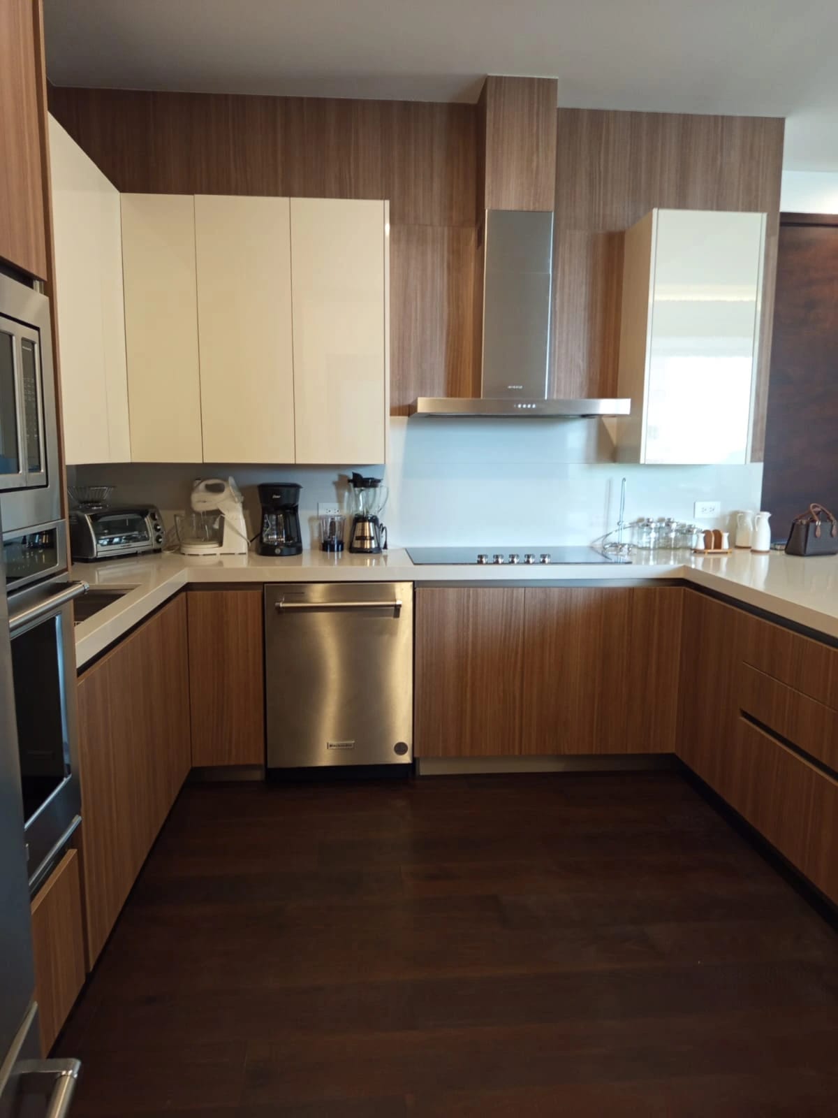 Apartamento en Zona 14 (renta Amueblado /con Opción a Venta) — Apartamento en Alquiler en Zona 14, Guatemala, Ciudad — foto 6 de 17