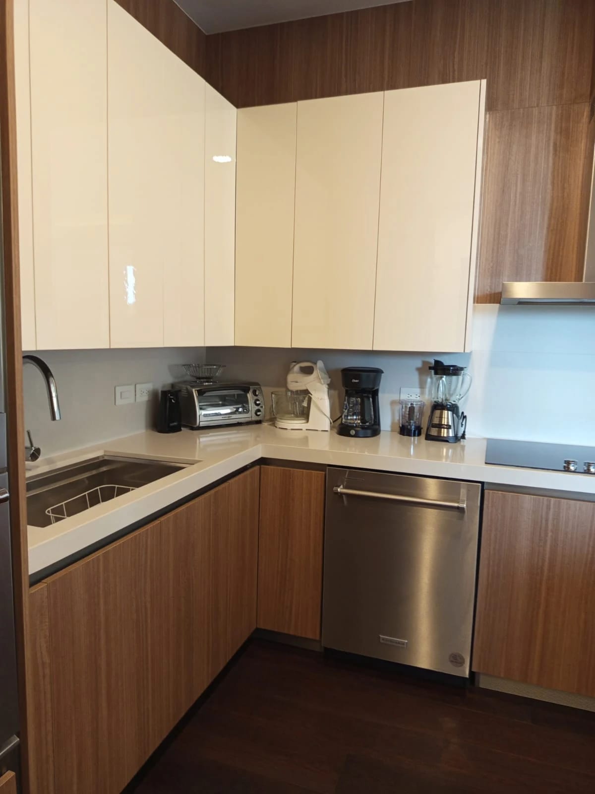 Apartamento en Zona 14 (renta Amueblado /con Opción a Venta) — Apartamento en Alquiler en Zona 14, Guatemala, Ciudad — foto 7 de 17