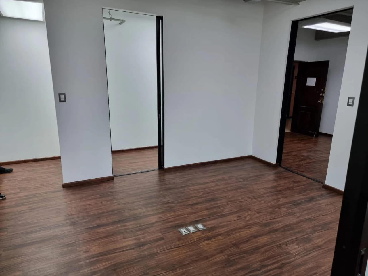 Venta de Oficina en Avenida Reforma (zona 9) — Oficina en Venta en Zona 9, Guatemala, Ciudad — foto 6 de 14