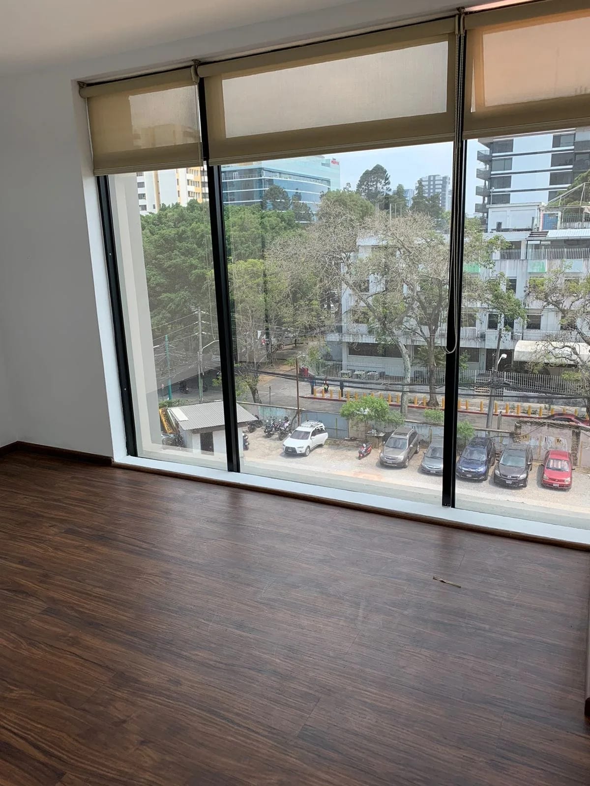 Venta de Oficina en Avenida Reforma (zona 9) — Oficina en Venta en Zona 9, Guatemala, Ciudad — foto 11 de 14