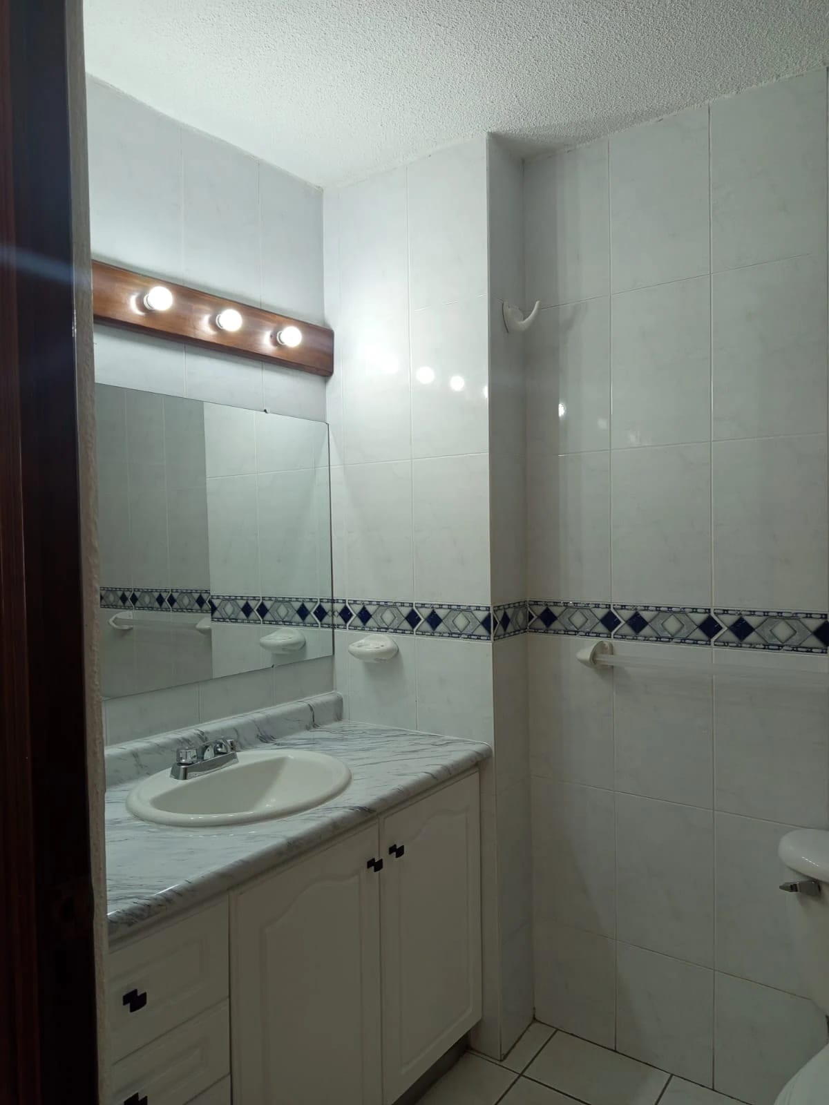 Apartamento en Renta y Venta en zona 16 Colonia La Montaña — Apartamento en Venta en Zona 16, Guatemala, Ciudad — foto 6 de 14