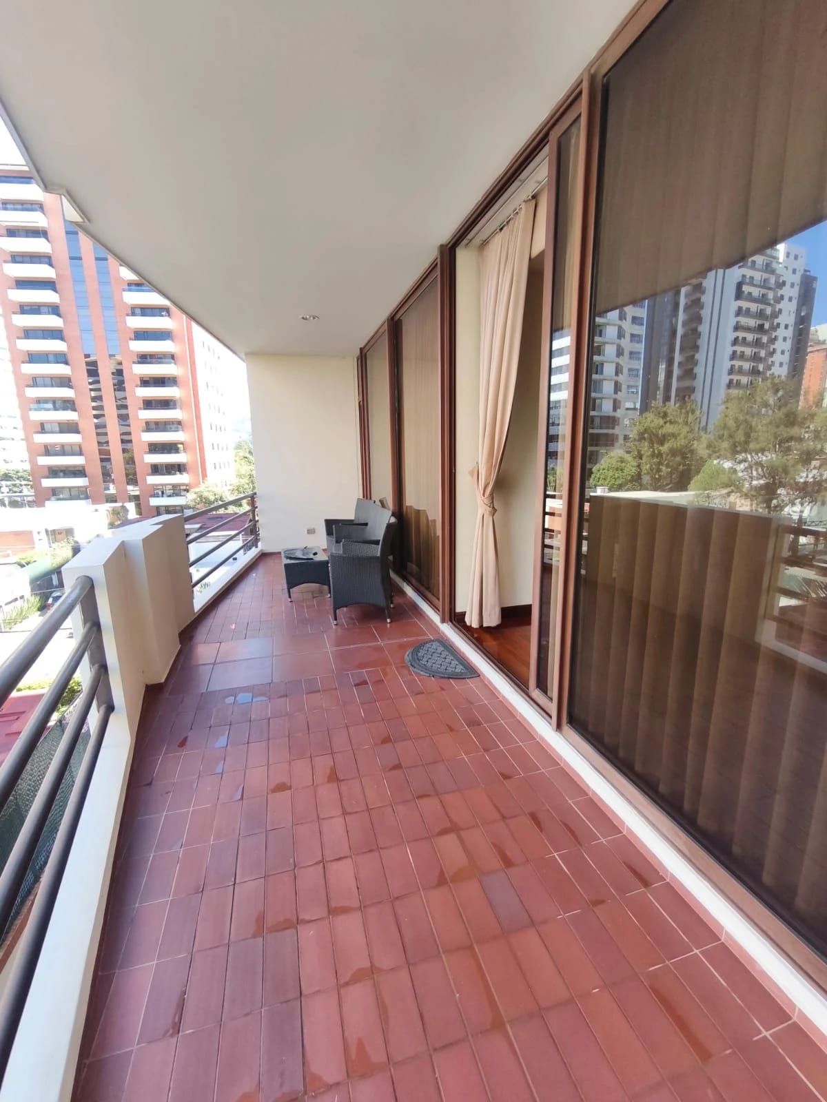 Apartamento en Venta o Renta — Apartamento en Venta en Zona 14, Guatemala, Ciudad — foto 9 de 17