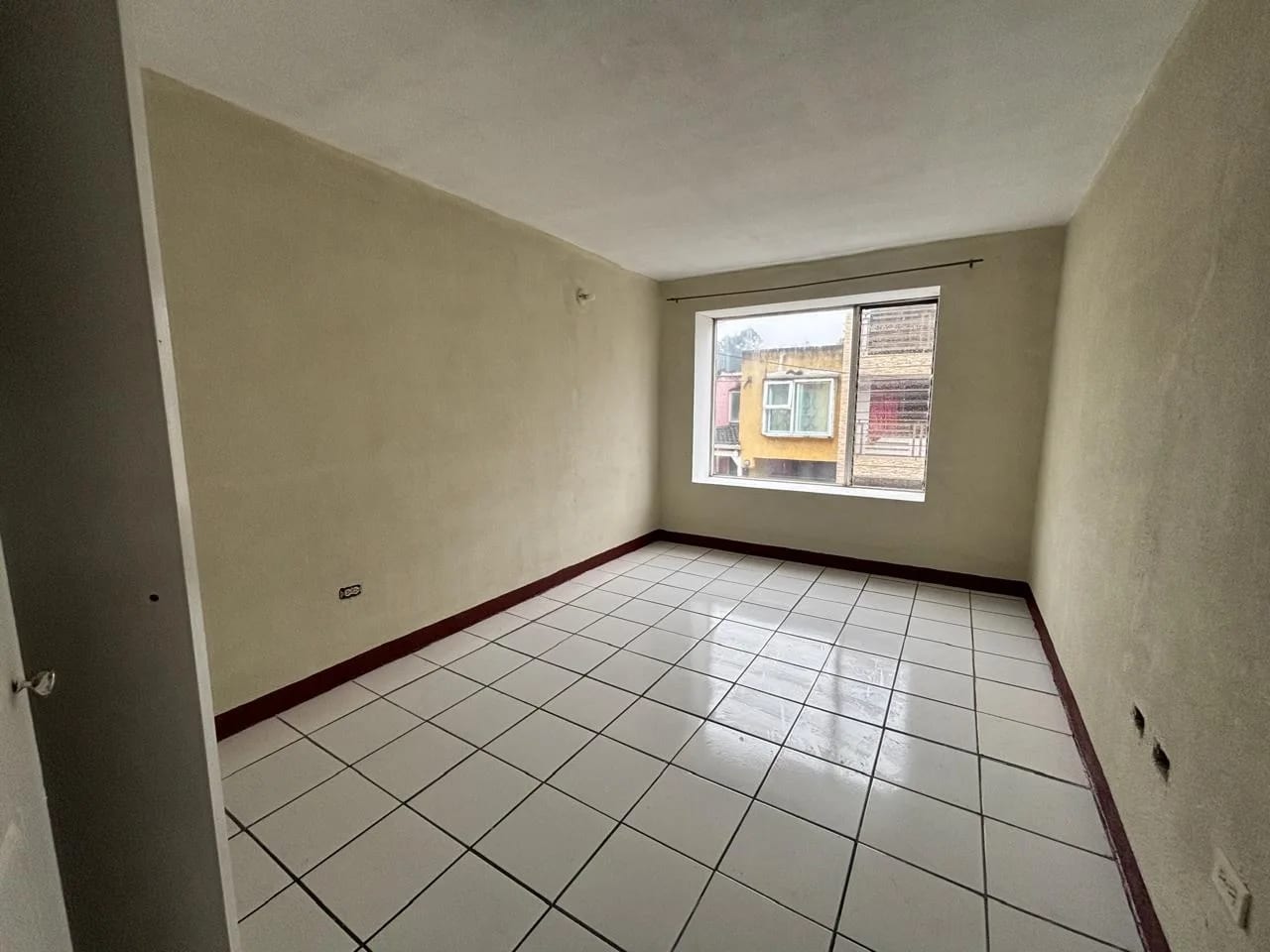 Casa en Venta en Condominio Villa Romana, zona 10 de Villa Nueva, Guatemala — Casa en Venta en Villa Nueva, Guatemala, Ciudad — foto 11 de 14