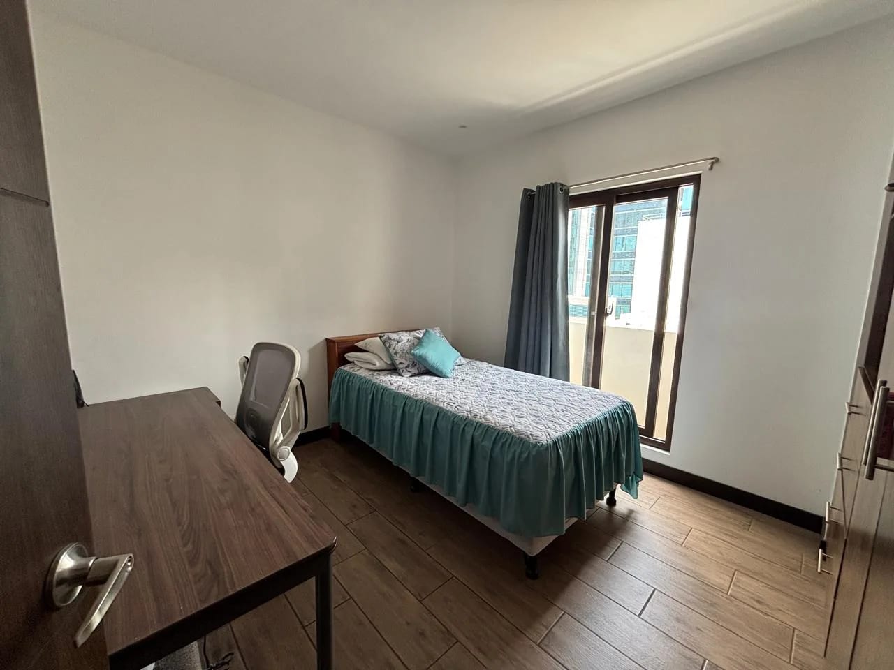 Apartamento en Venta en Habitat Ciudad Vieja, zona 10 — Apartamento en Venta en Habitat Ciudad Vieja, Zona 10, Guatemala, Ciudad — foto 9 de 17