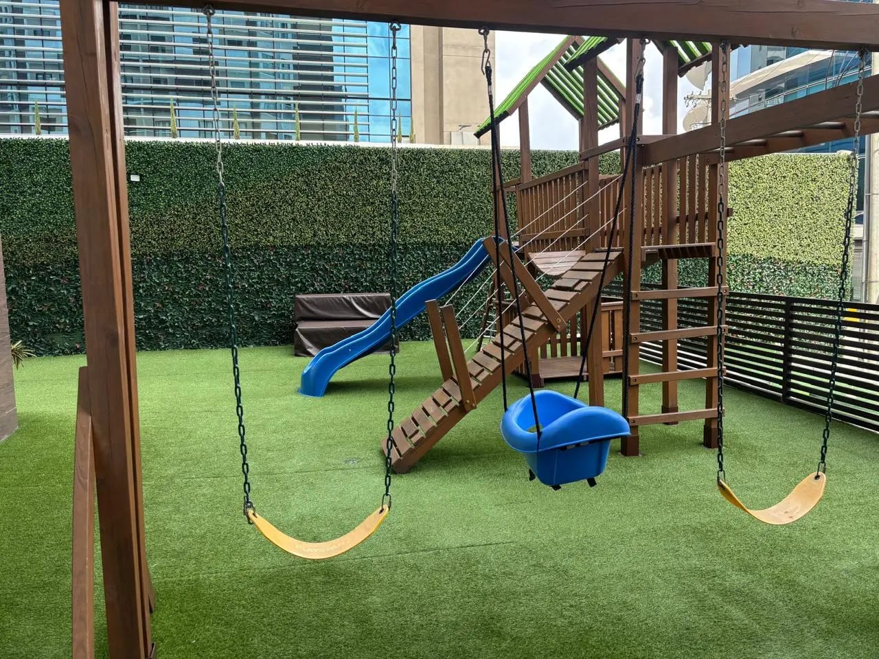 Apartamento en Venta en Habitat Ciudad Vieja, zona 10 — Apartamento en Venta en Habitat Ciudad Vieja, Zona 10, Guatemala, Ciudad — foto 16 de 17
