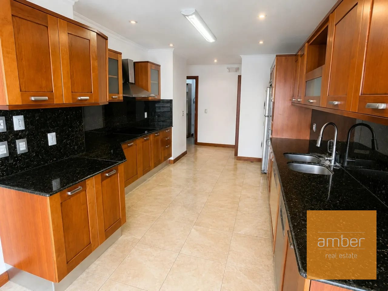 Apartamento en Tadeus, Zona 14 — Apartamento en Alquiler en Tadeus, Zona 14, Guatemala, Ciudad — foto 4 de 14