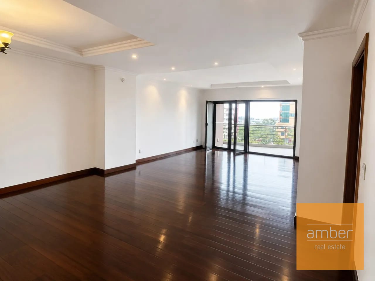 Apartamento en Tadeus, Zona 14 — Apartamento en Alquiler en Tadeus, Zona 14, Guatemala, Ciudad — foto 1 de 14