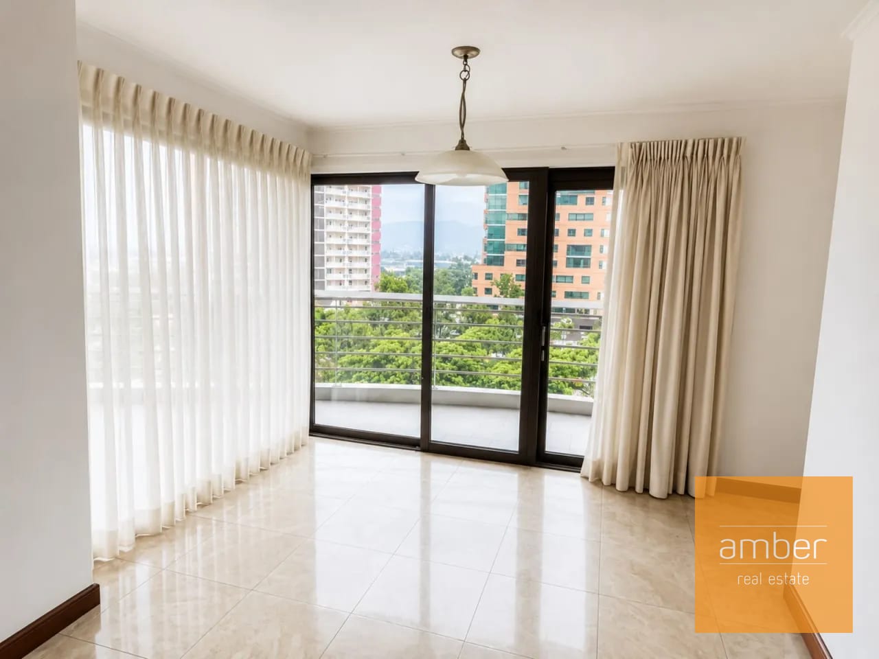 Apartamento en Tadeus, Zona 14 — Apartamento en Alquiler en Tadeus, Zona 14, Guatemala, Ciudad — foto 3 de 14