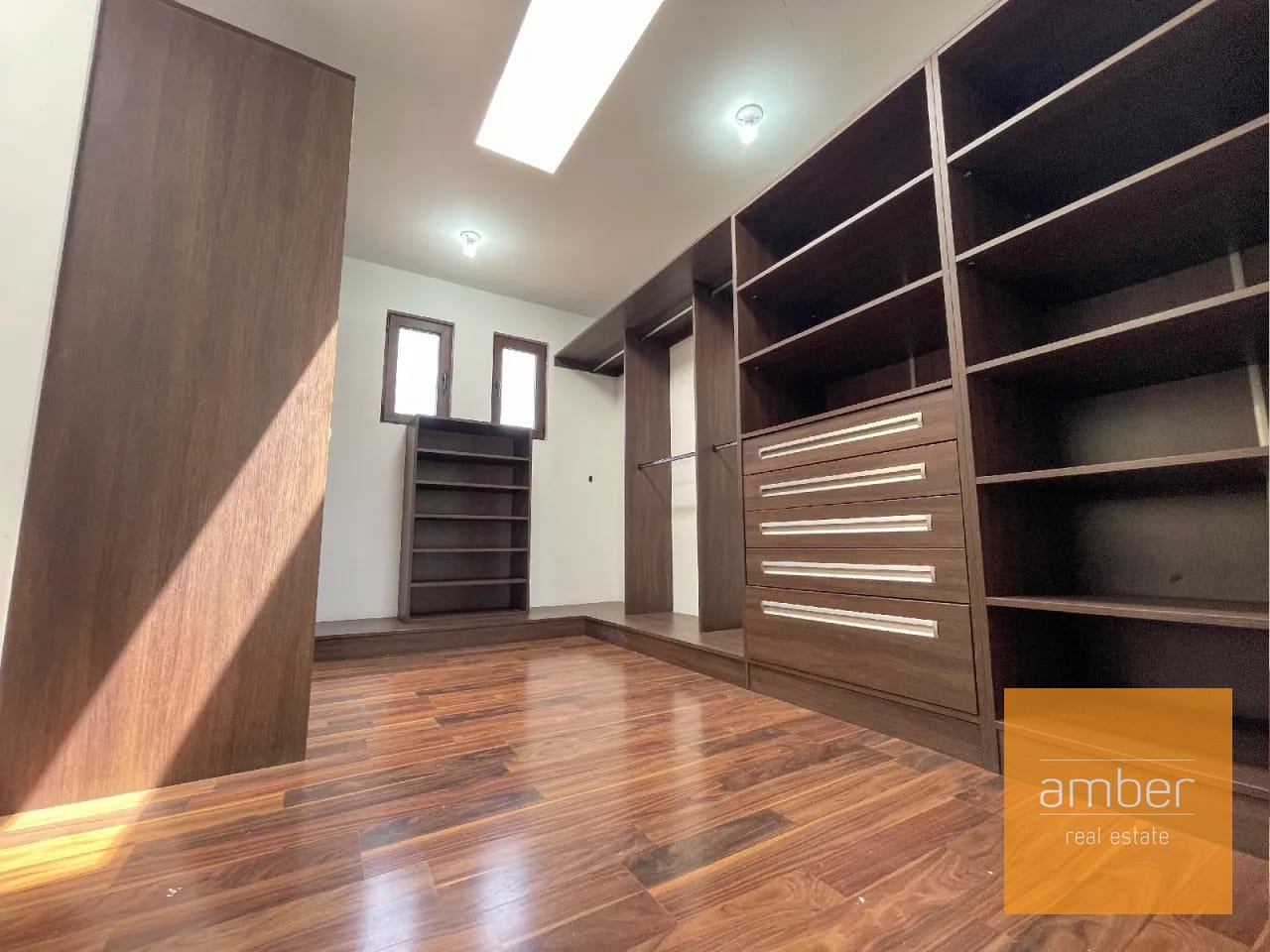 Casa en Lomas de San Isidro, zona 16 — Casa en Venta en Lomas de San Isidro, Zona 16, Guatemala, Ciudad — foto 7 de 11