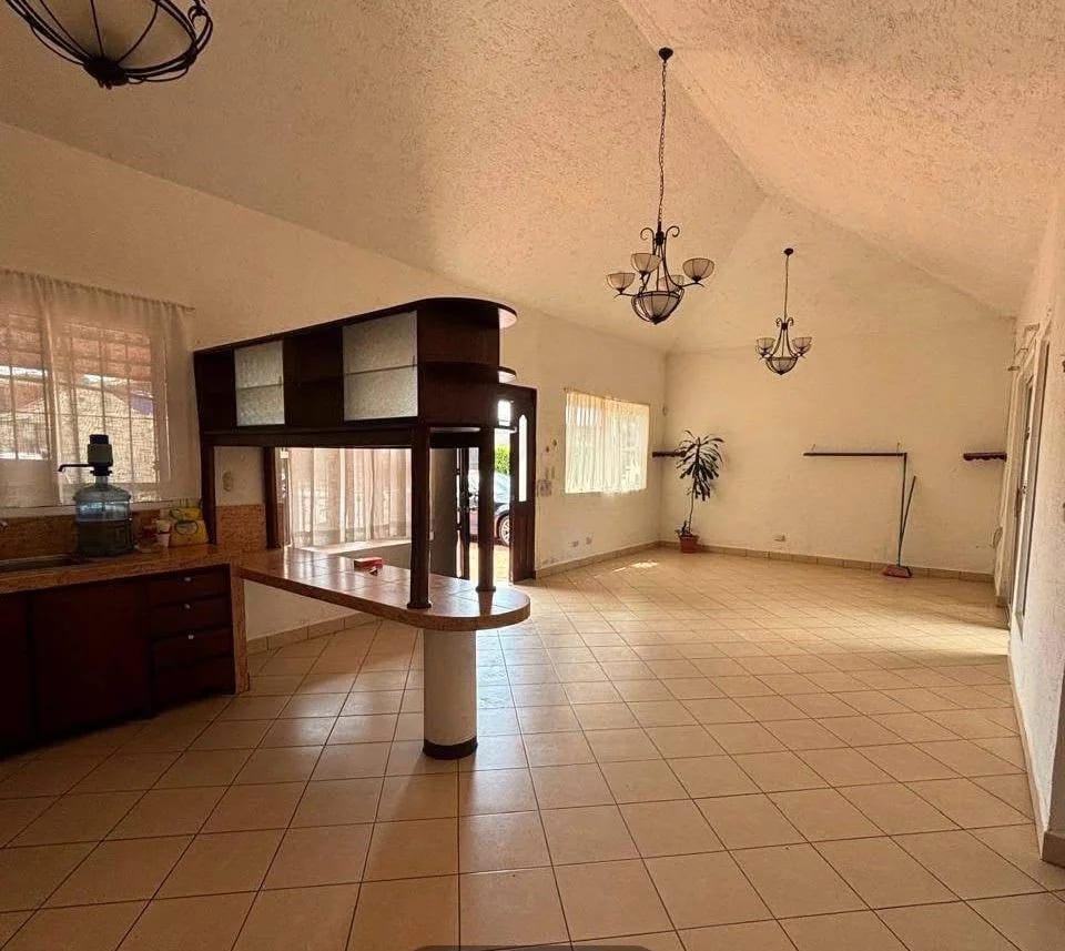Casa KM 18.5 Carretera a el Salvador, Praderas de San Vicente — Casa en Venta en Carretera a El Salvador, Guatemala, Ciudad — foto 7 de 9