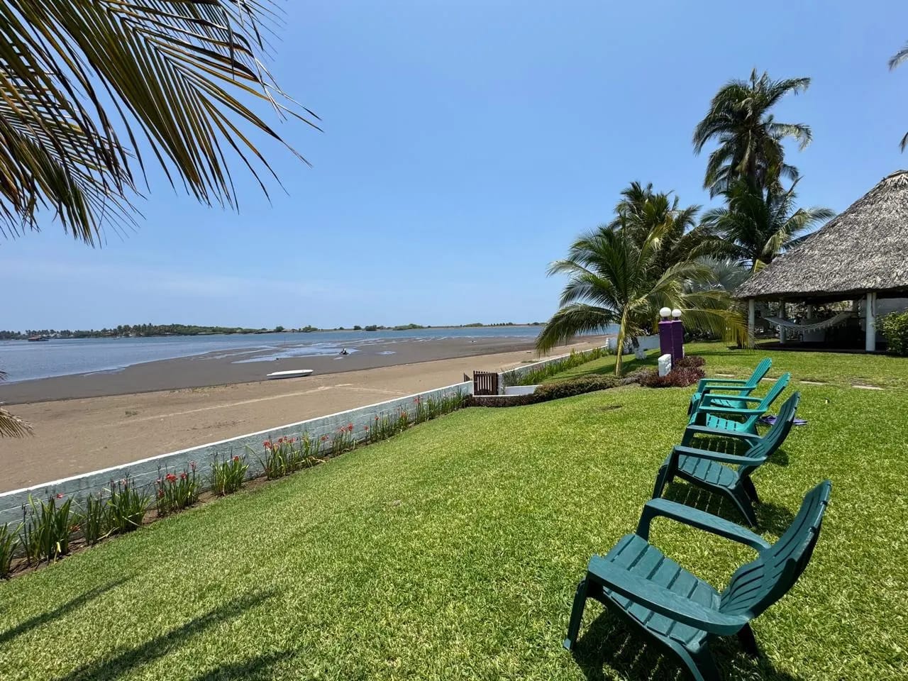 Propiedad en la Barra de Santiago,el Salvador — Casa vacacional en Venta en Carretera a El Salvador, Guatemala, Ciudad — foto 1 de 6
