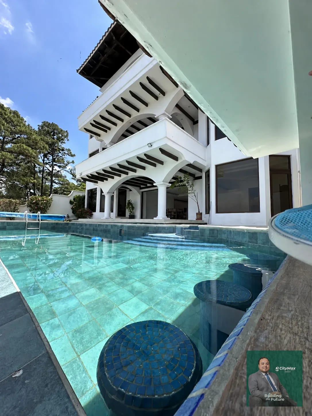 Casa de Lujo en Venta en Montebello CAES — Casa en Venta en Carretera a El Salvador, Guatemala, Ciudad — foto 1 de 5