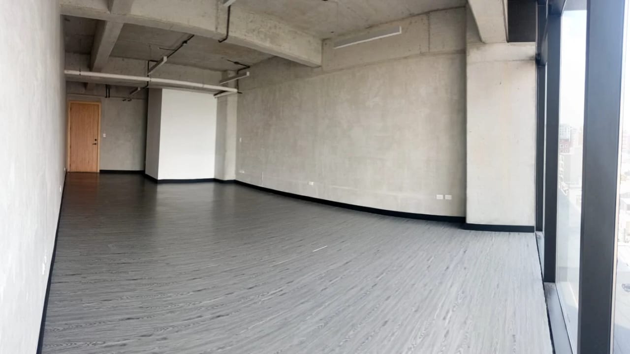Oficina para estrenar en alquiler, zona 10 — Oficina en Alquiler en Zona 10, Guatemala, Ciudad — foto 3 de 6