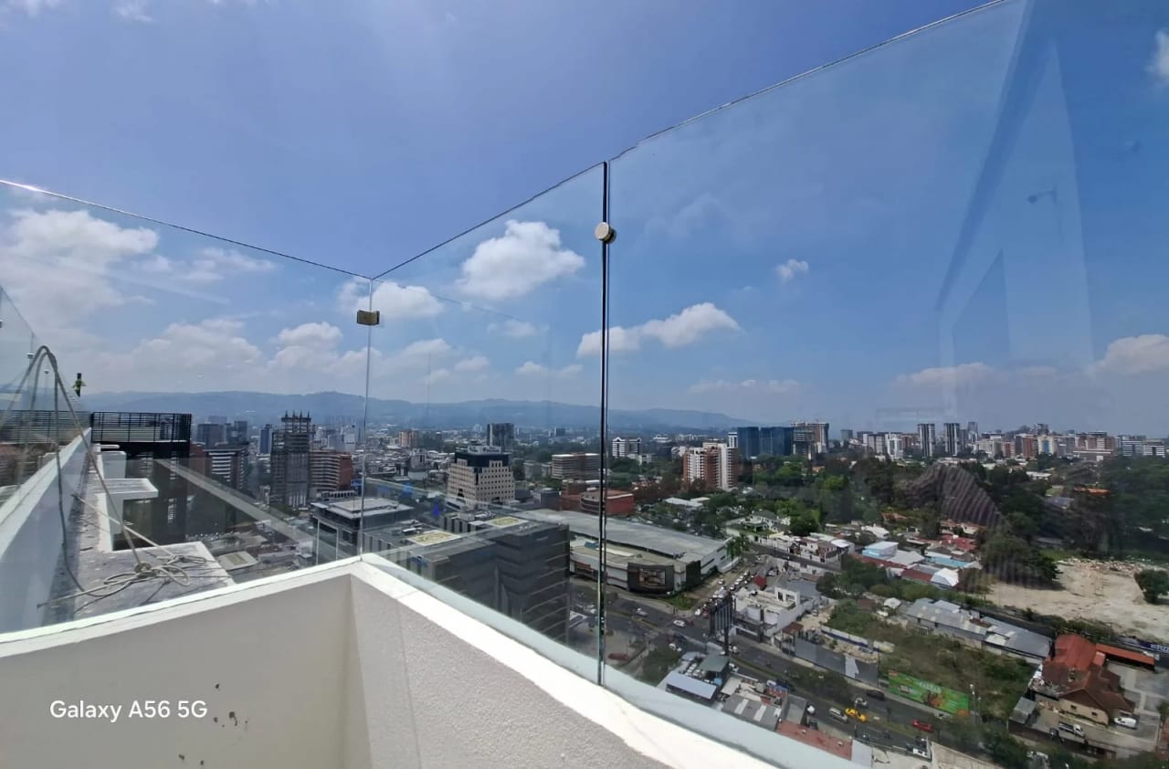 Apartamento en alquiler, Edificio Atarah, zona 10 — Apartamento en Alquiler en Atarah, Zona 10, Guatemala, Ciudad — foto 3 de 9