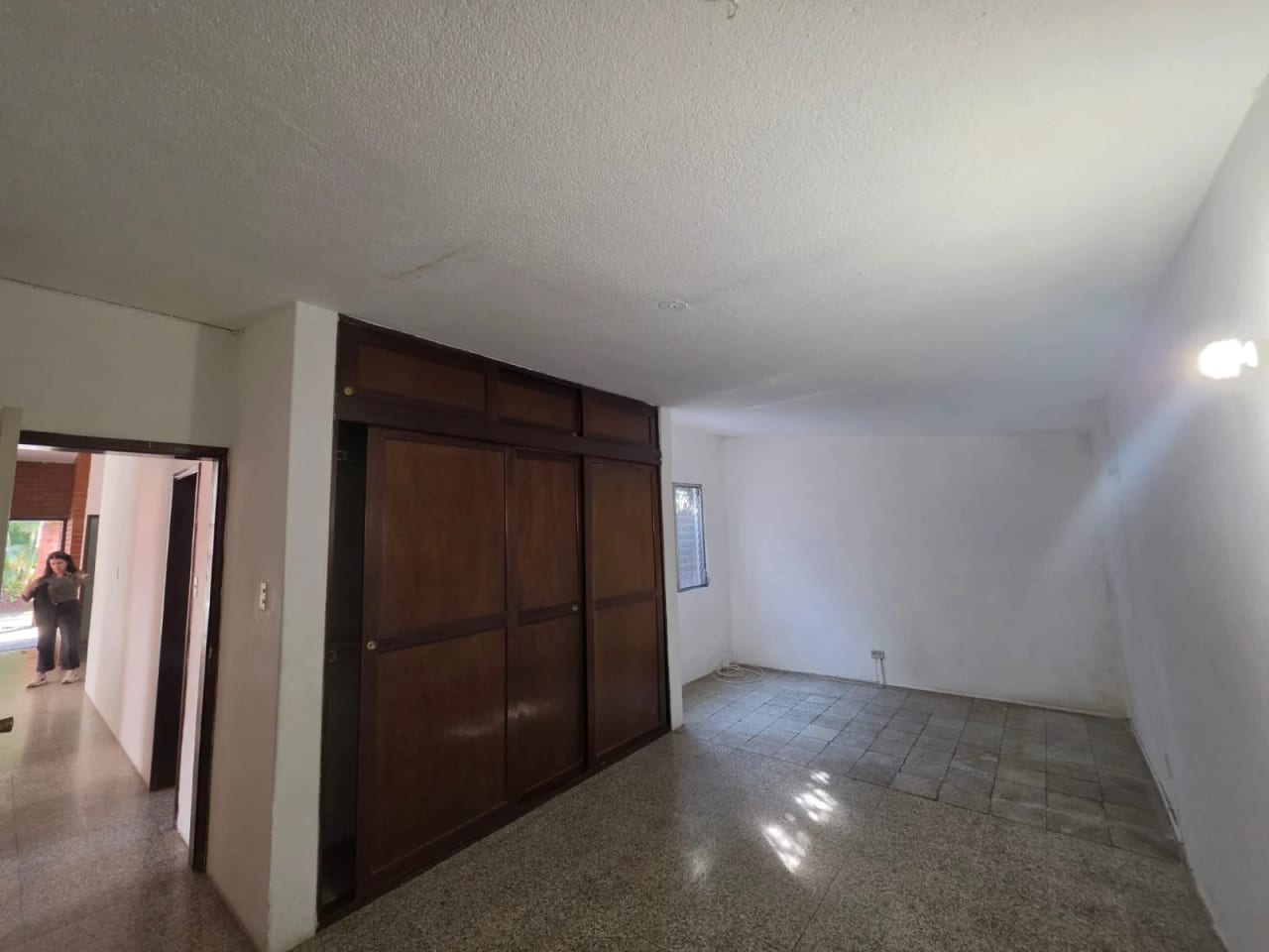 Casa en venta para remodelar, dentro de exclusivo condominio pequeño, Jardines de San Isidro, zona 16 — Casa en Venta en Jardines de San Isidro, Zona 16, Guatemala, Ciudad — foto 6 de 7