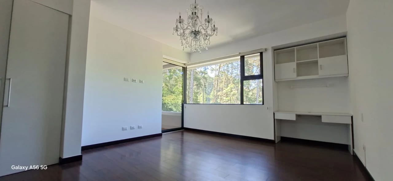 Apartamento en venta, en exclusivo Condominio de Cristo Rey, zona 16 — Apartamento en Venta en Zona 16, Guatemala, Ciudad — foto 4 de 7