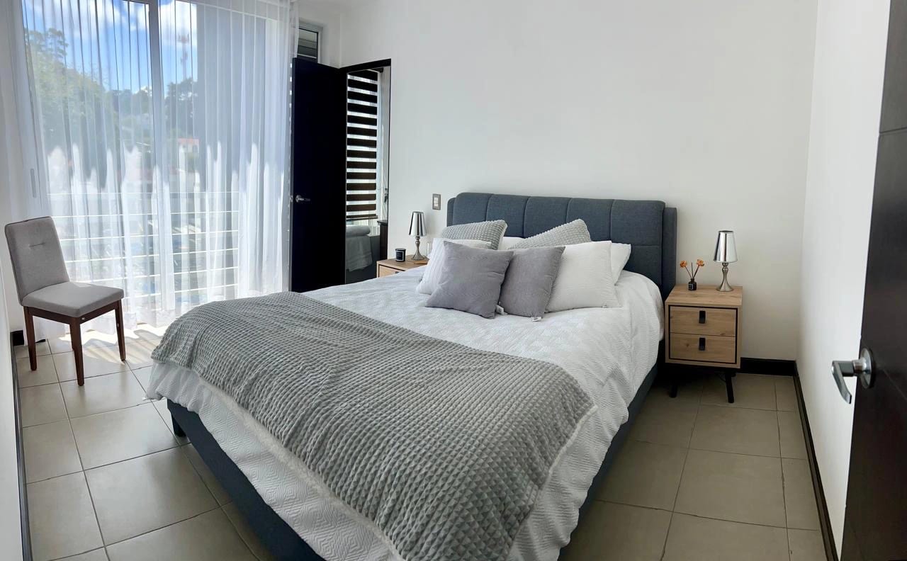Apartamento Amueblado en venta, Edificio Destiny, km. 14.5 Carretera a El Salvador — Apartamento en Venta en Destiny Sky Homes, Carretera a El Salvador, Guatemala, Ciudad — foto 4 de 11