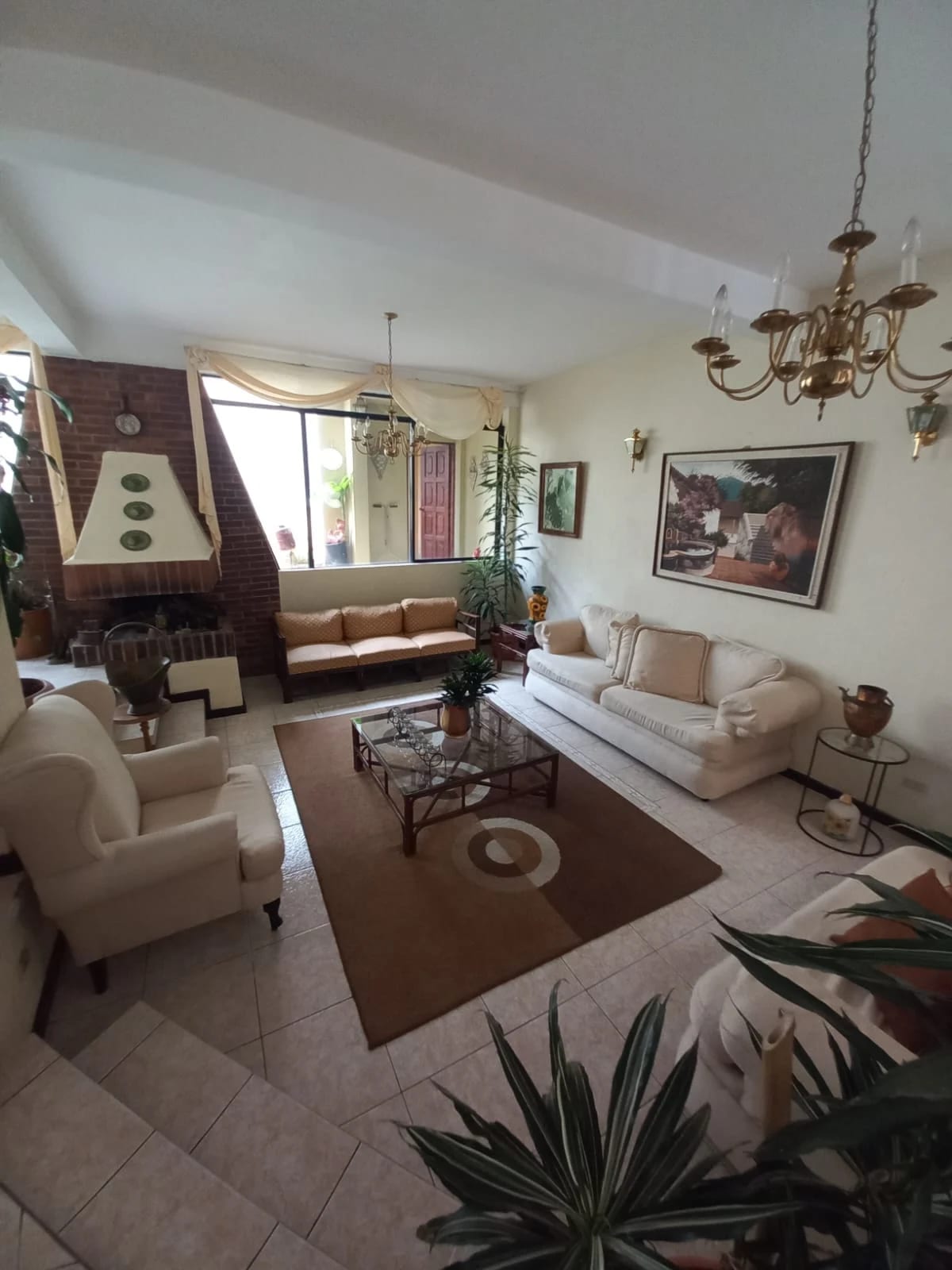 Casa en venta, Residencial Los Manantiales, Km. 19.3 Carretera a El Salvador, cruce a San José Pinula — Casa en Venta en Los Manantiales, Carretera a El Salvador, Guatemala, Ciudad — foto 1 de 11