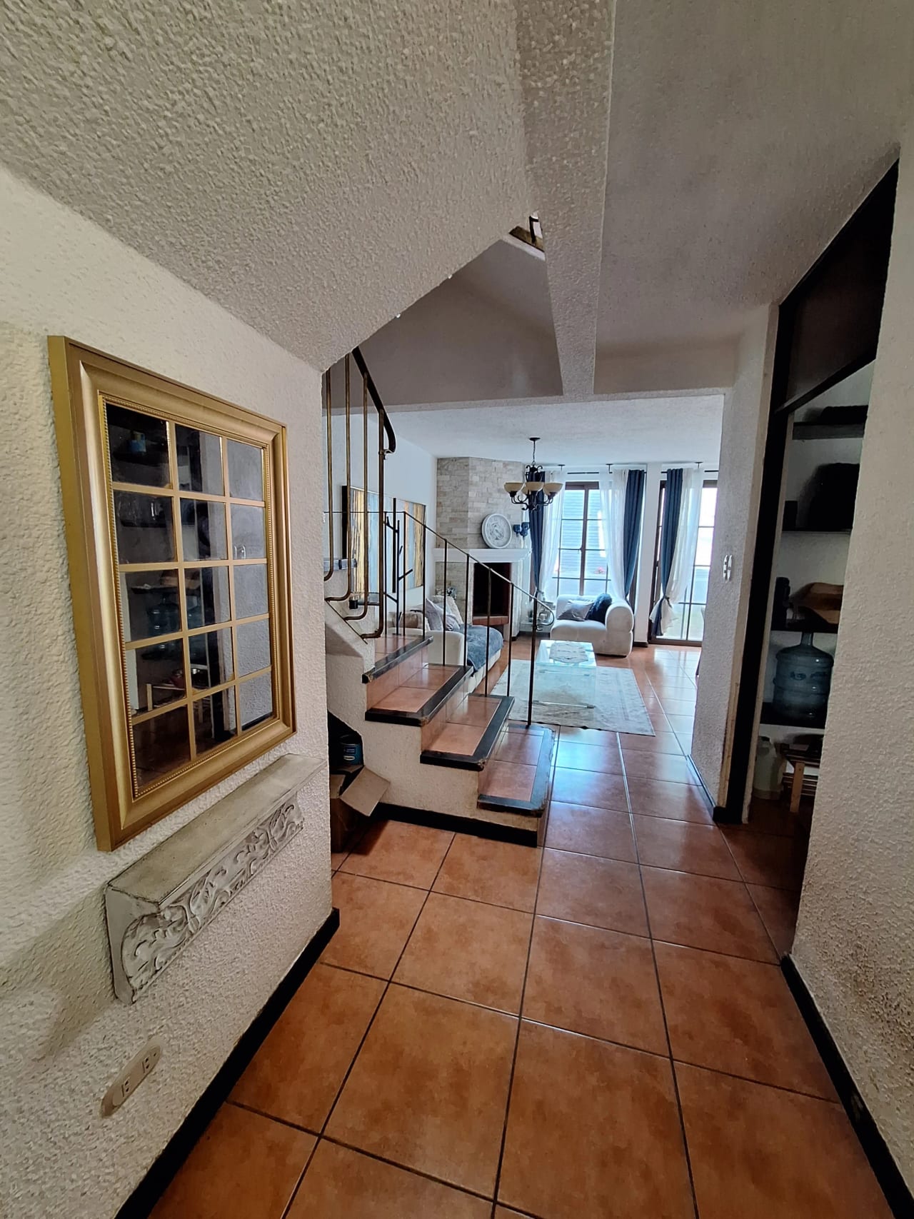 Casa en venta Los Faroles, San Lucas Sacatepéquez — Casa en Venta en San Lucas Sacatepéquez, Sacatepéquez — foto 5 de 13