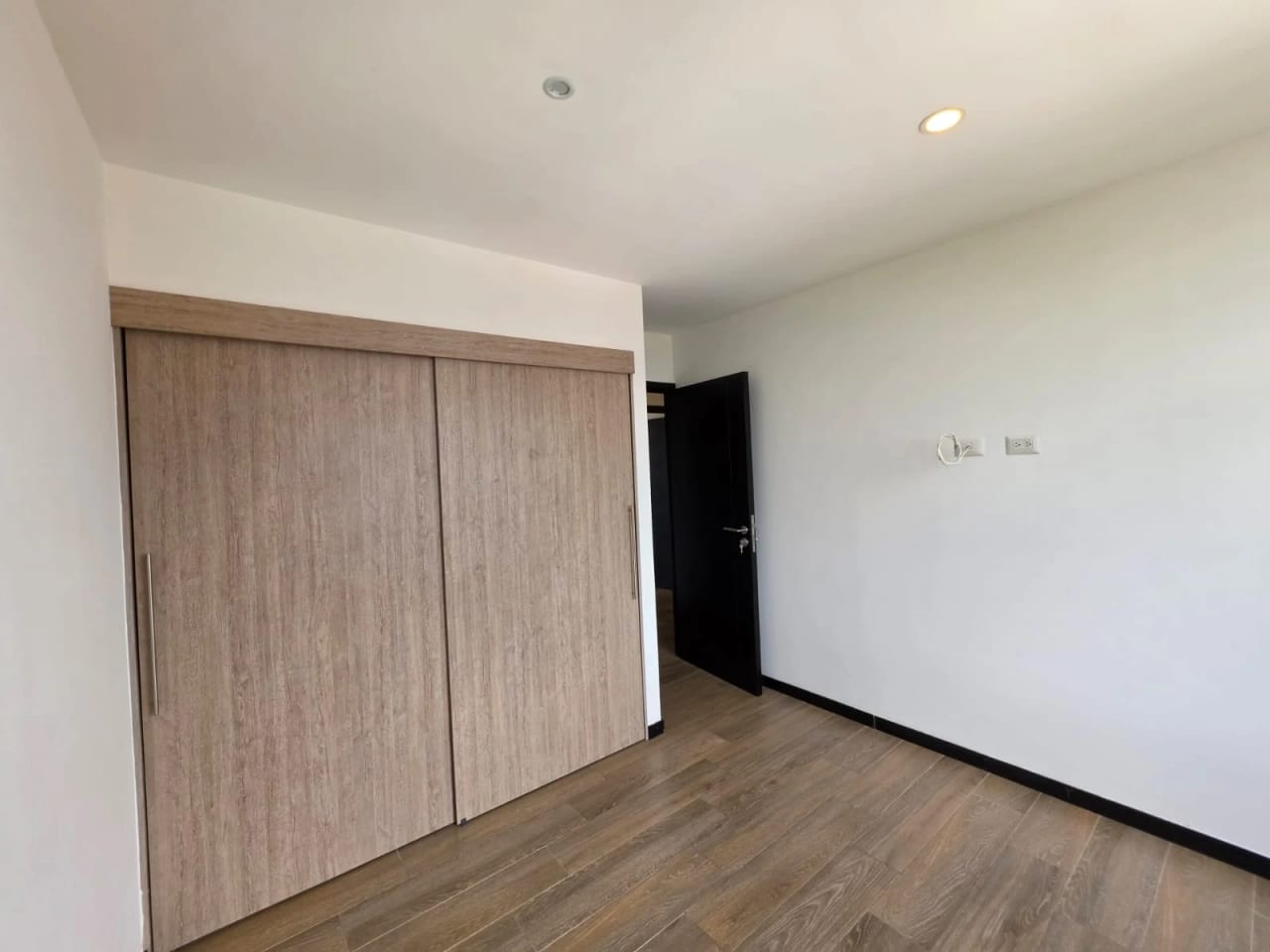 Apartamento en venta, Vista Hermosa 1, zona 15 — Apartamento en Venta en Vista Hermosa I, Zona 15, Guatemala, Ciudad — foto 8 de 10