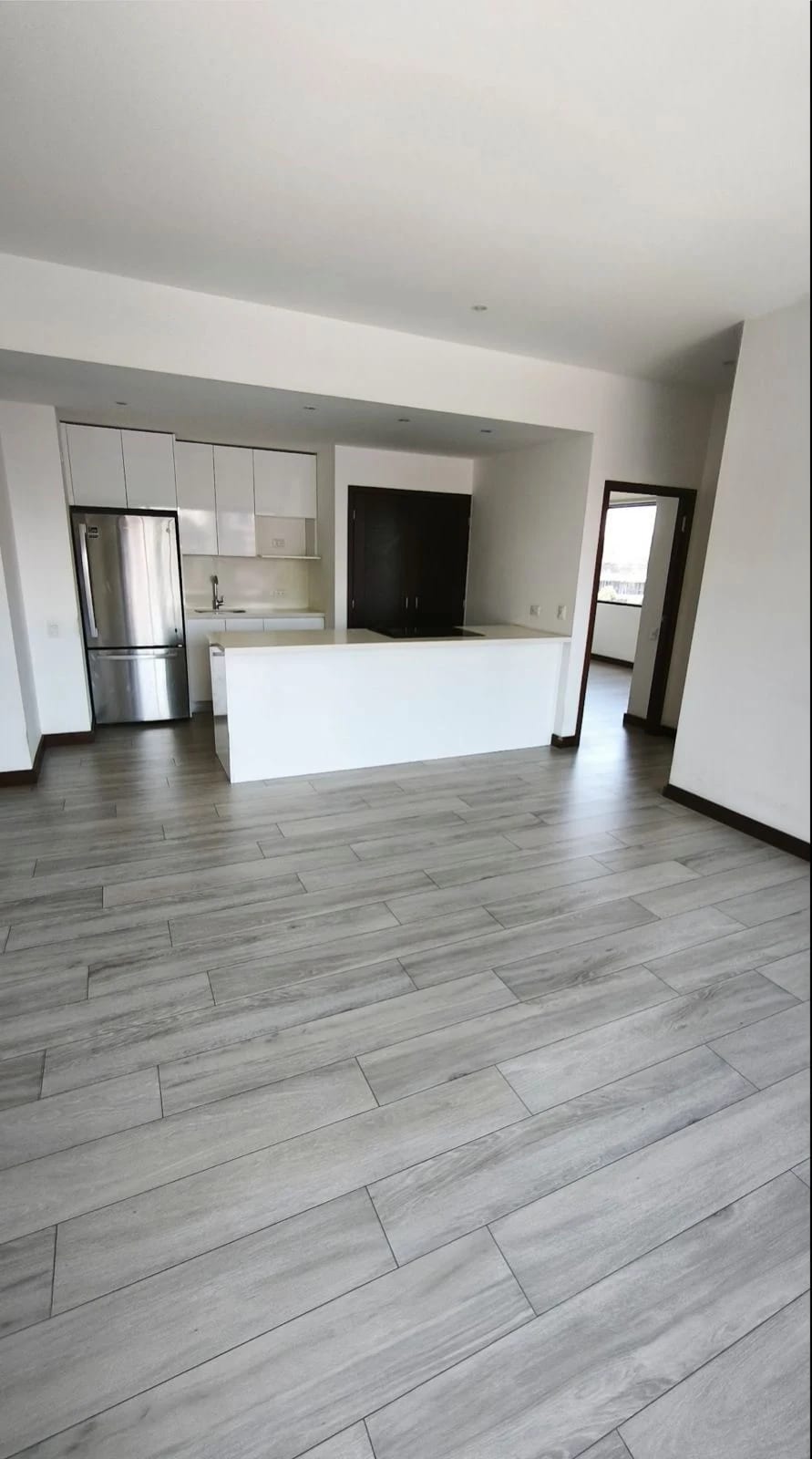 Apartamento en Alquiler – Edificio Novus, Zona 14 — Apartamento en Alquiler en Novus, Zona 14, Guatemala, Ciudad — foto 3 de 11