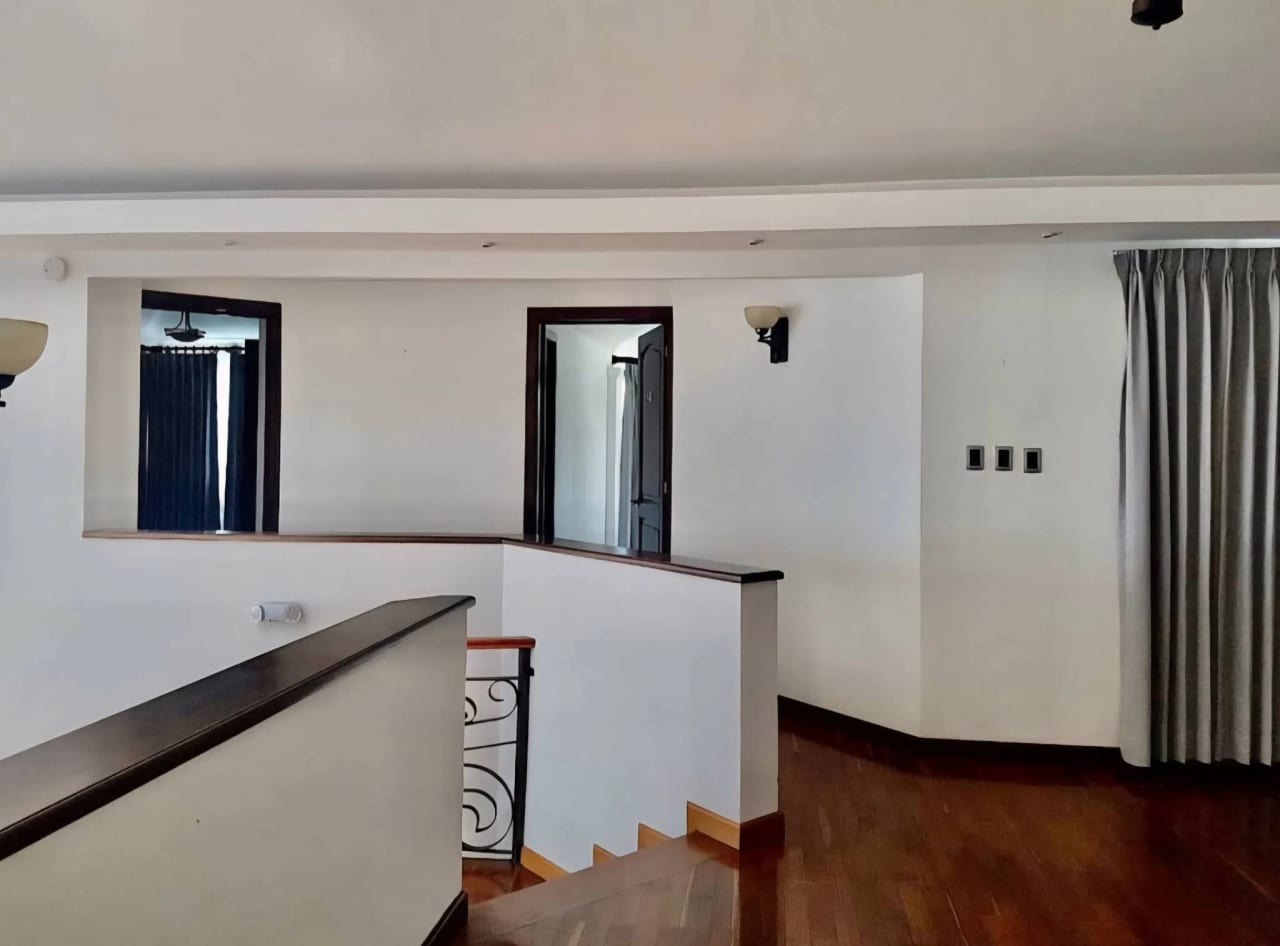 Casa en Venta – La Montaña, Zona 16 — Casa en Venta en La Montaña, Zona 16, Guatemala, Ciudad — foto 8 de 17