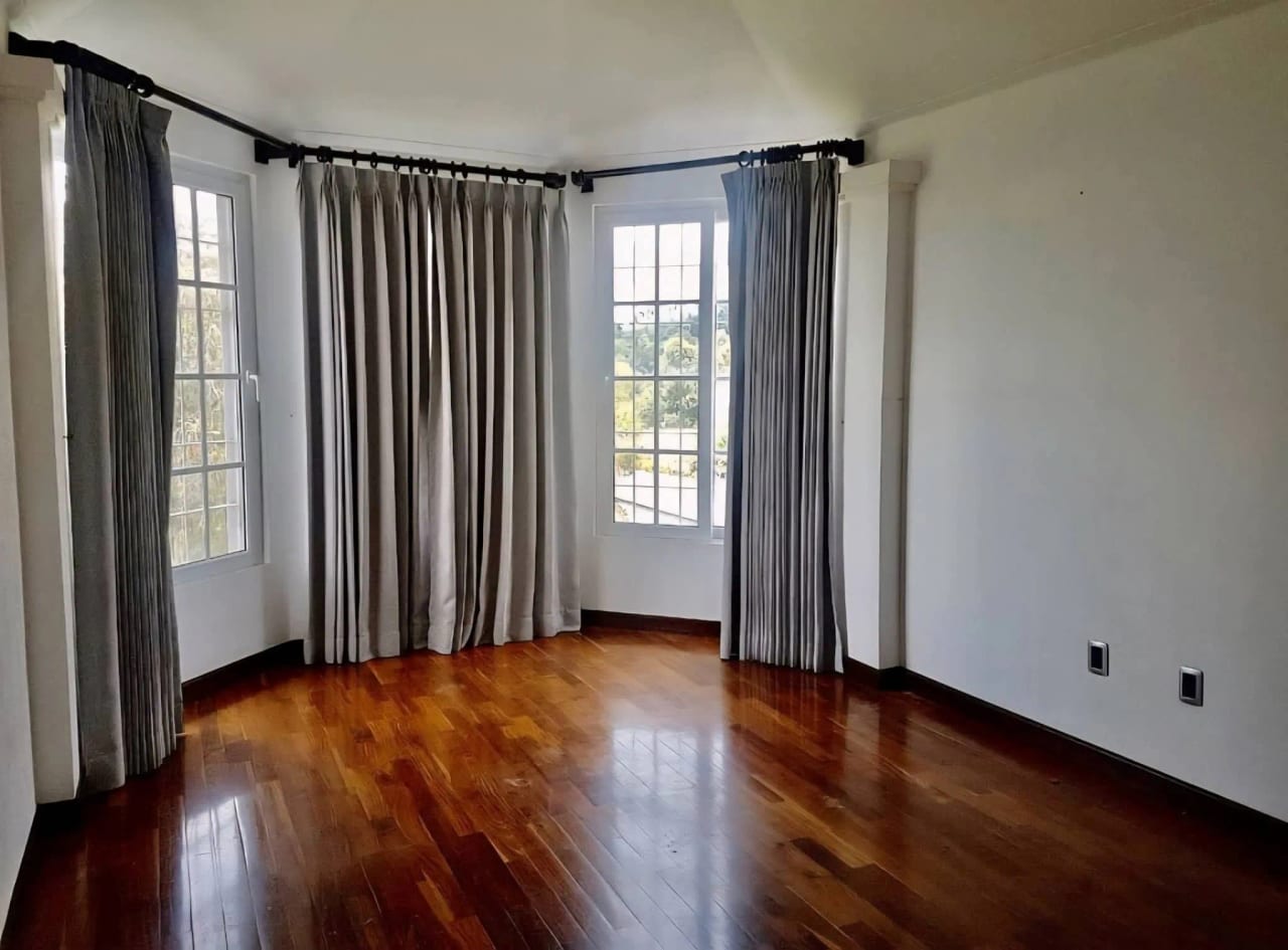 Casa en Venta – La Montaña, Zona 16 — Casa en Venta en La Montaña, Zona 16, Guatemala, Ciudad — foto 9 de 17