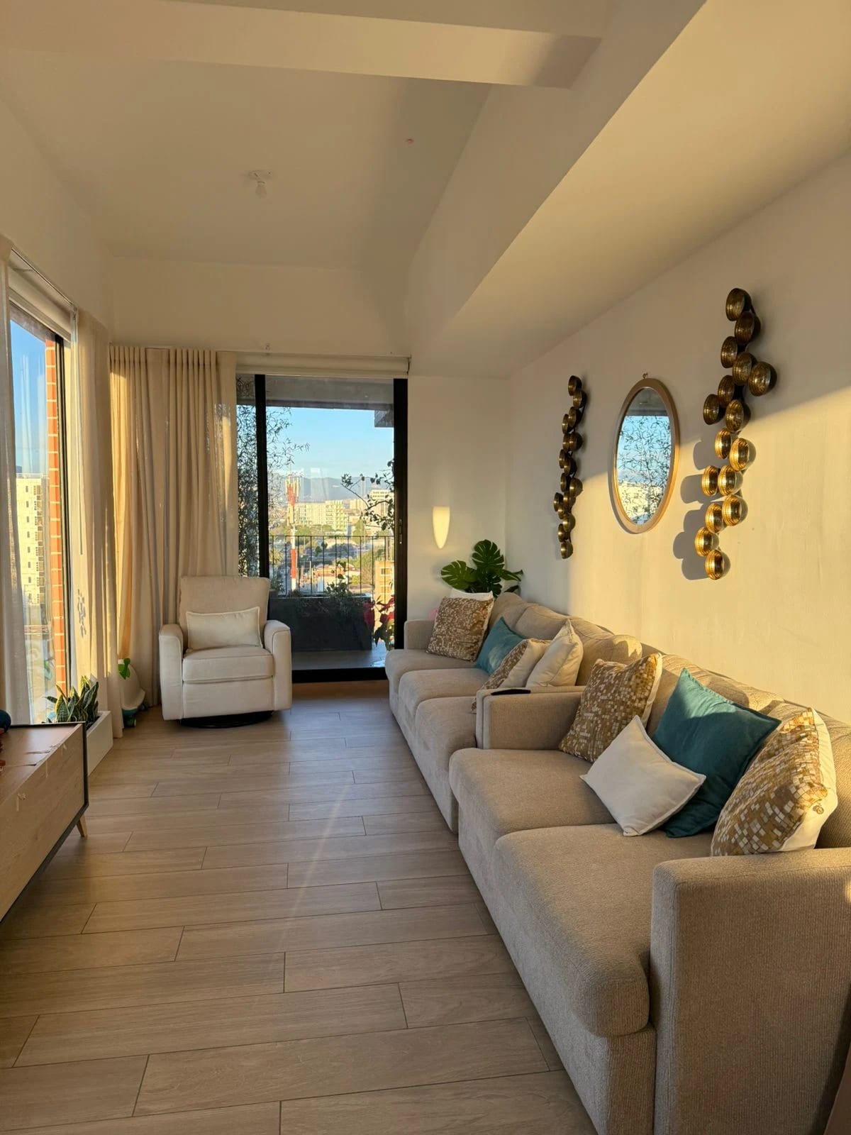 Apartamento en Alquiler – Edificio Meraki, Zona 10 — Apartamento en Alquiler en Meraki Z10, Zona 10, Guatemala, Ciudad — foto 1 de 13