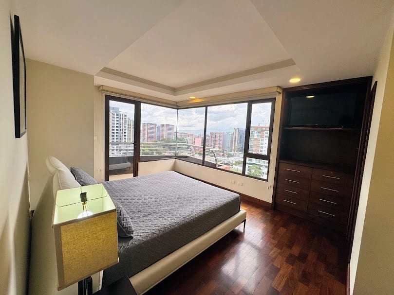 Apartamento Amueblado en Venta – Edificio Santa María, Zona 10 — Apartamento en Venta en Santa María, Zona 10, Guatemala, Ciudad — foto 7 de 15