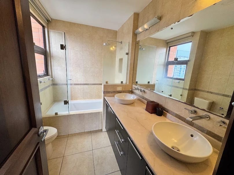 Apartamento Amueblado en Venta – Edificio Santa María, Zona 10 — Apartamento en Venta en Santa María, Zona 10, Guatemala, Ciudad — foto 9 de 15