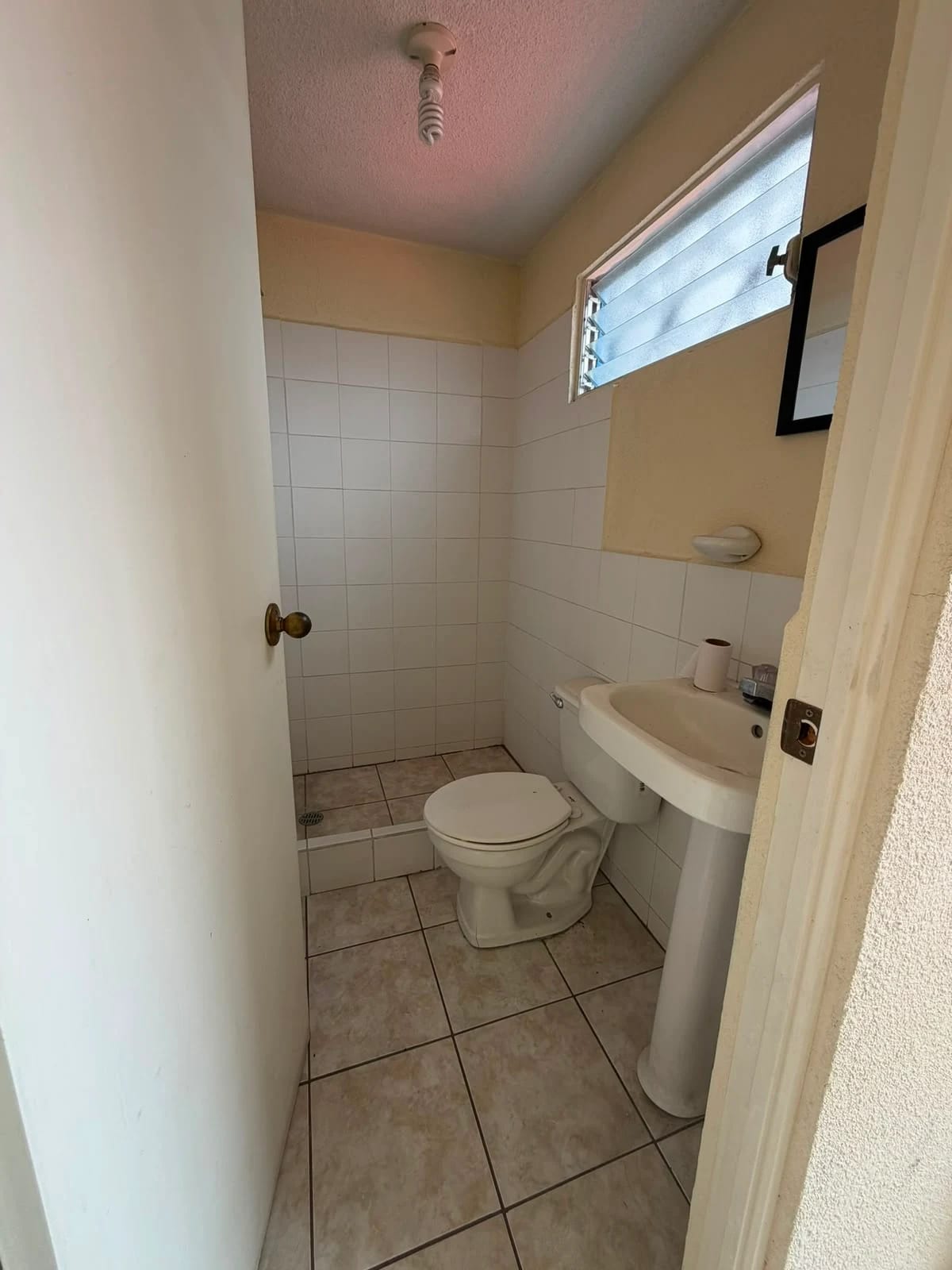 Casa en Venta | Jardines de la Mansión 2, Zona 13, San Miguel Petapa — Casa en Venta en San Miguel Petapa, Guatemala, Ciudad — foto 7 de 11