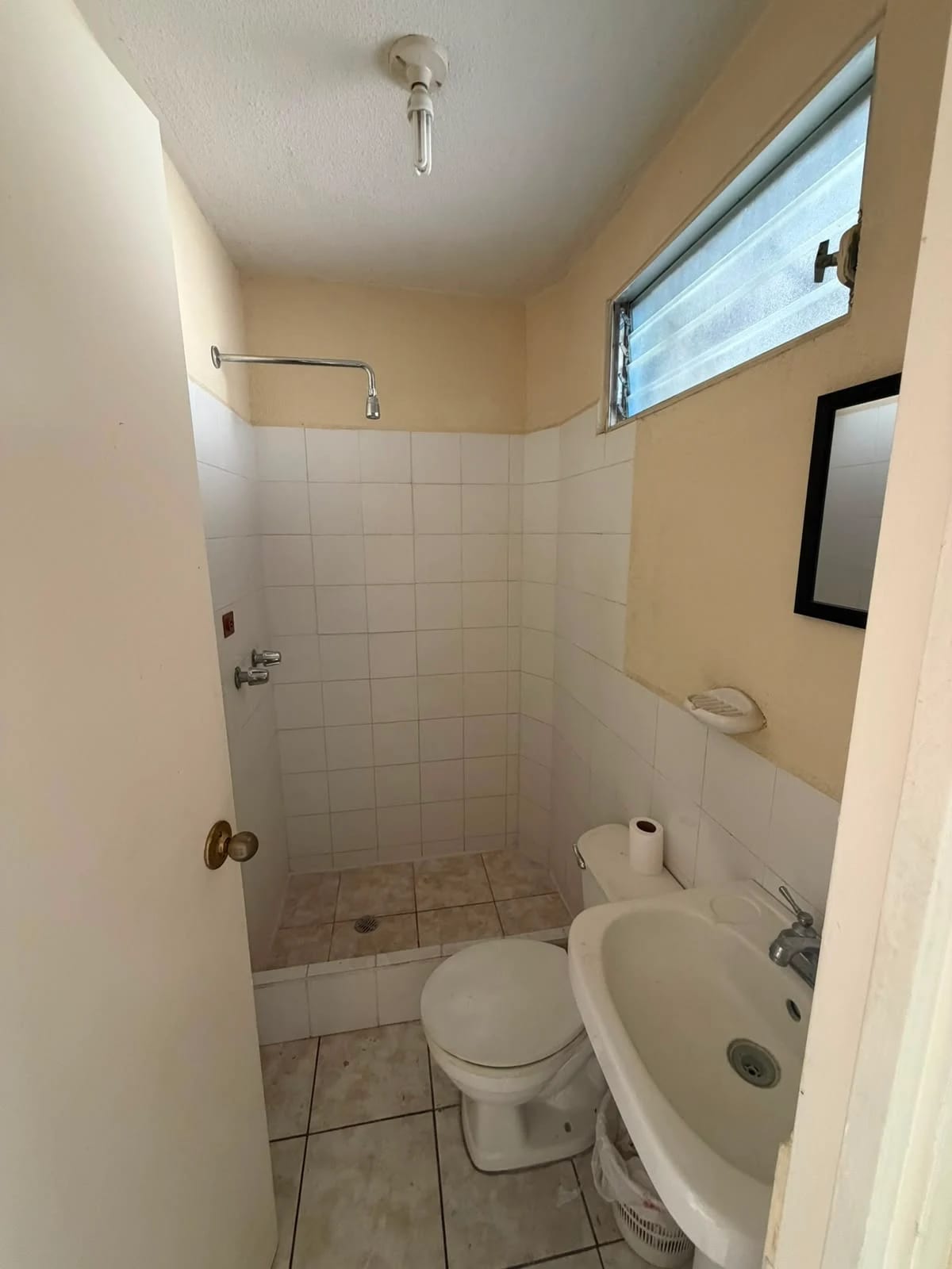 Casa en Venta | Jardines de la Mansión 2, Zona 13, San Miguel Petapa — Casa en Venta en San Miguel Petapa, Guatemala, Ciudad — foto 9 de 11