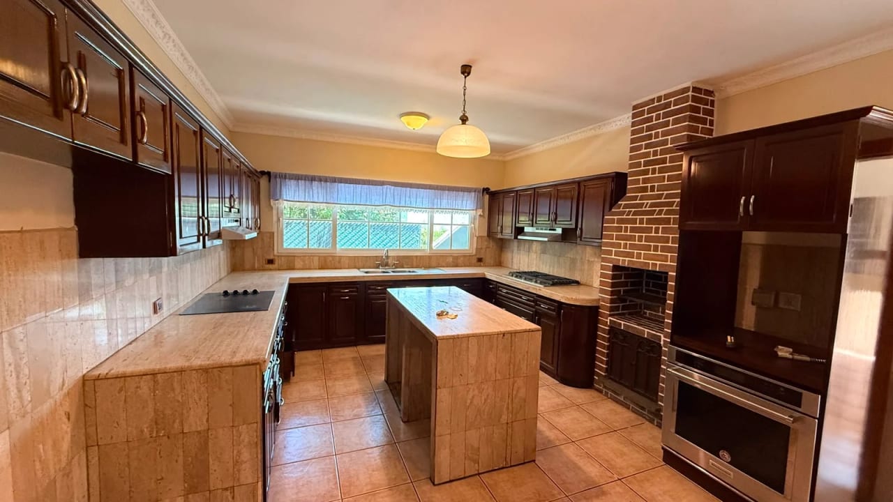 Casa Exclusiva en Venta | Elgin II, Zona 13 — Casa en Venta en Elgin, Zona 13, Guatemala, Ciudad — foto 4 de 17