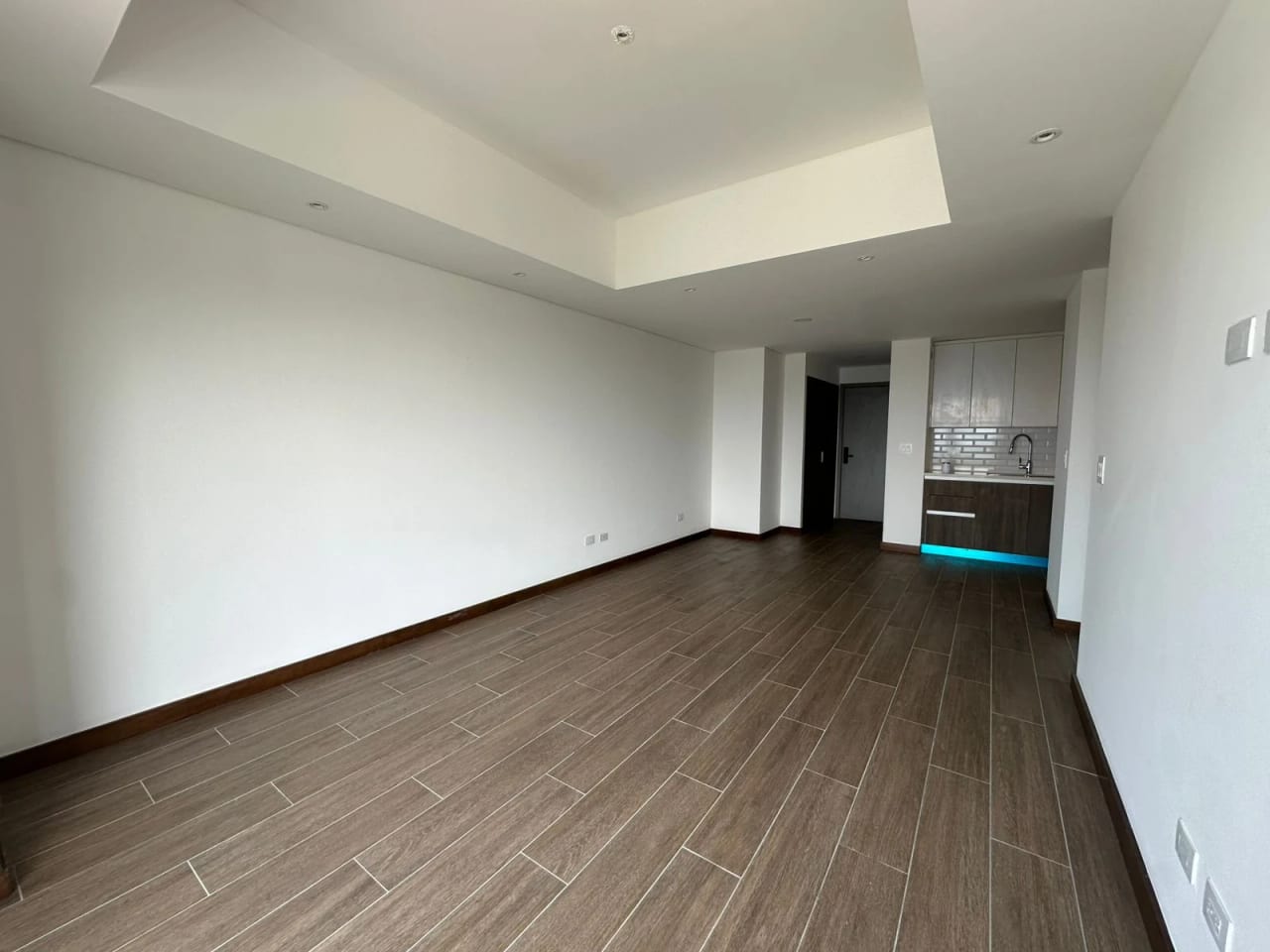Apartamento para estrenar en alquiler, Edificio Naru, zona 16 — Apartamento en Alquiler en Zona 16, Guatemala, Ciudad — foto 2 de 7