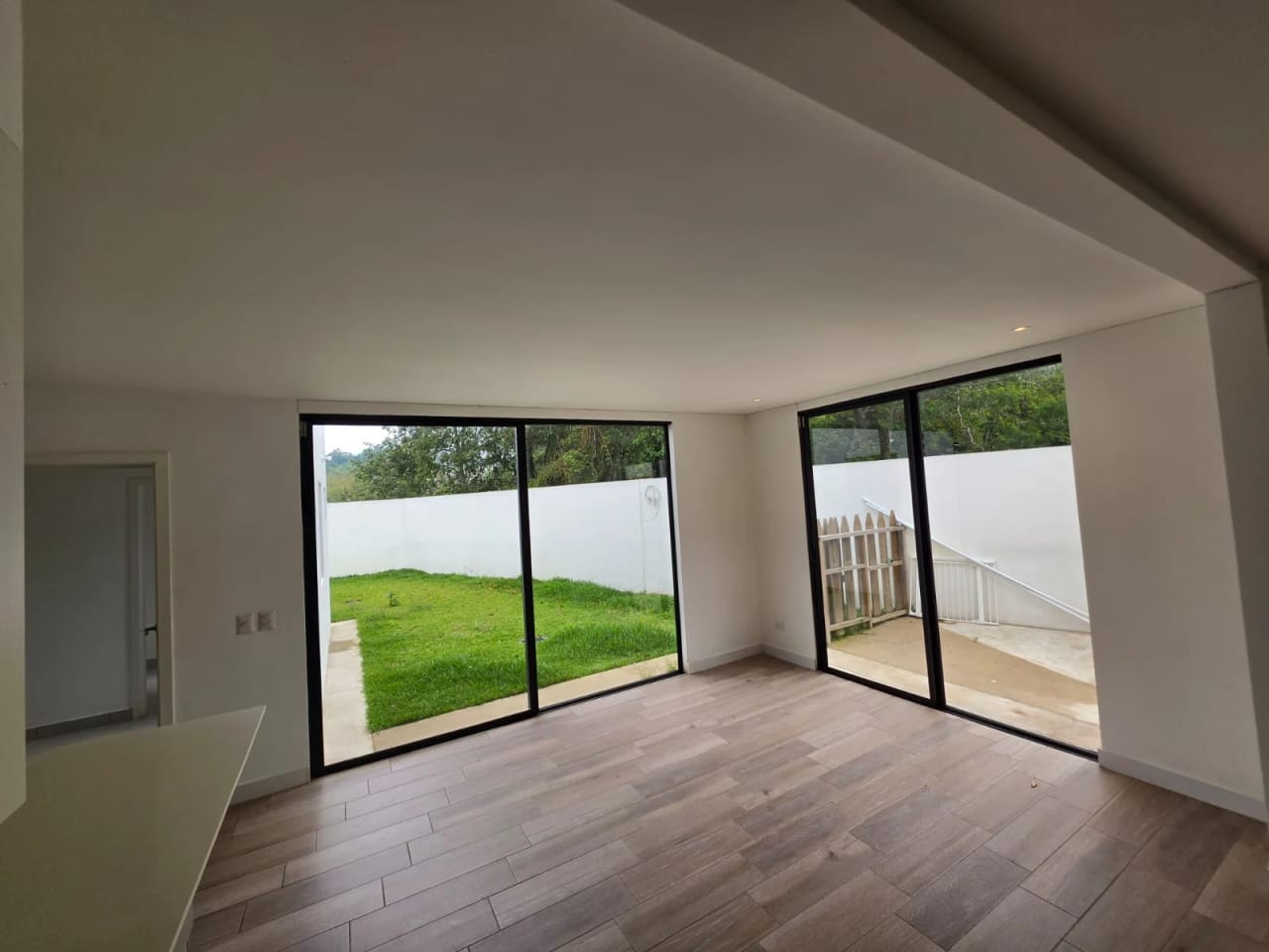 Casa en venta, Portal del Bosque IV, Carretera a El Salvador — Casa en Venta en Portal del Bosque IV, Carretera a El Salvador, Guatemala, Ciudad — foto 2 de 14