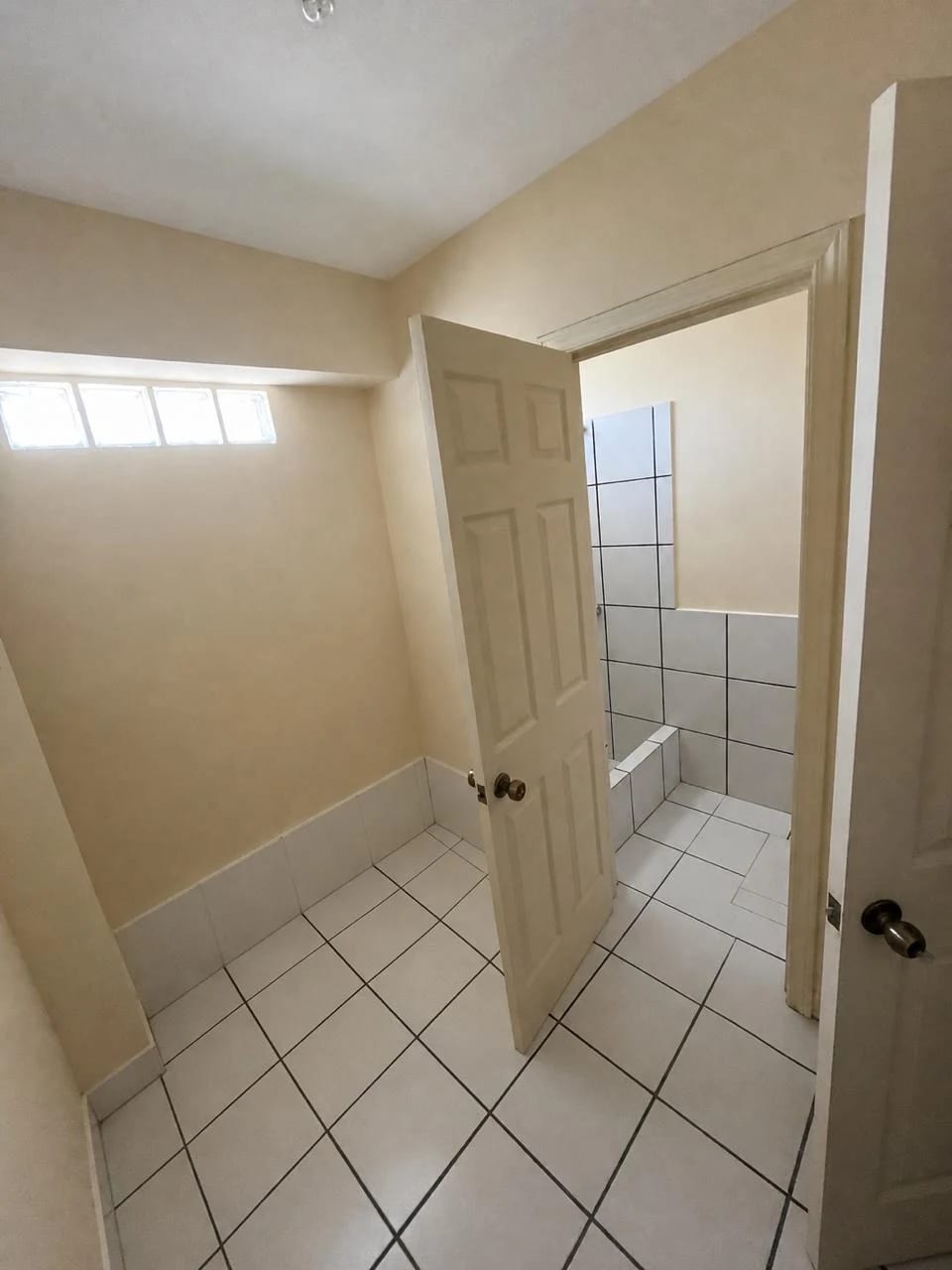 Exclusivo Penthouse en alquiler, Andes de la Montaña, zona 16 — Apartamento en Alquiler en Zona 16, Guatemala, Ciudad — foto 12 de 14