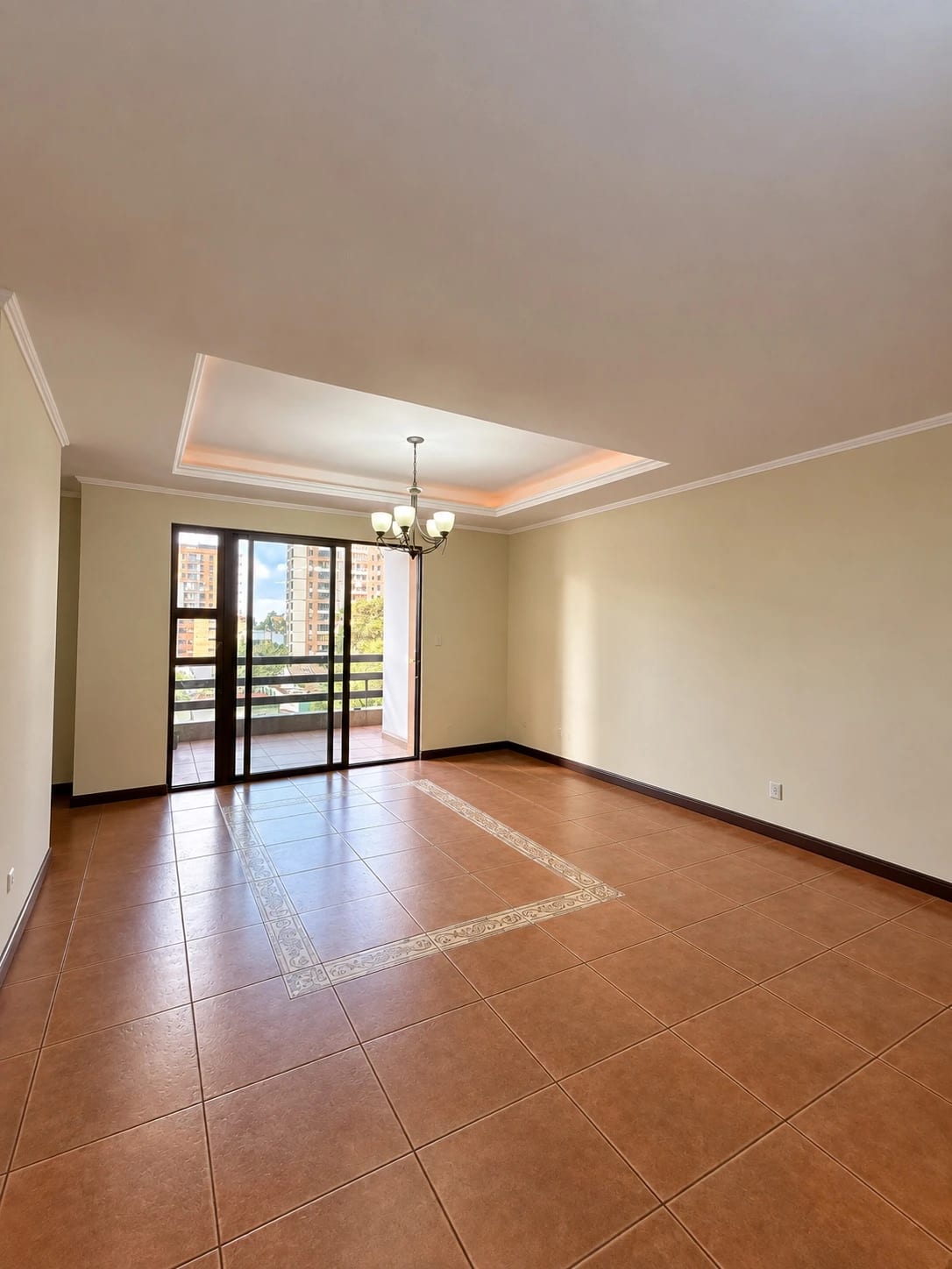 Apartamento en Alquiler, Edificio Torre del Valle, zona 10 — Apartamento en Alquiler en Torre Del Valle, Zona 10, Guatemala, Ciudad — foto 7 de 17