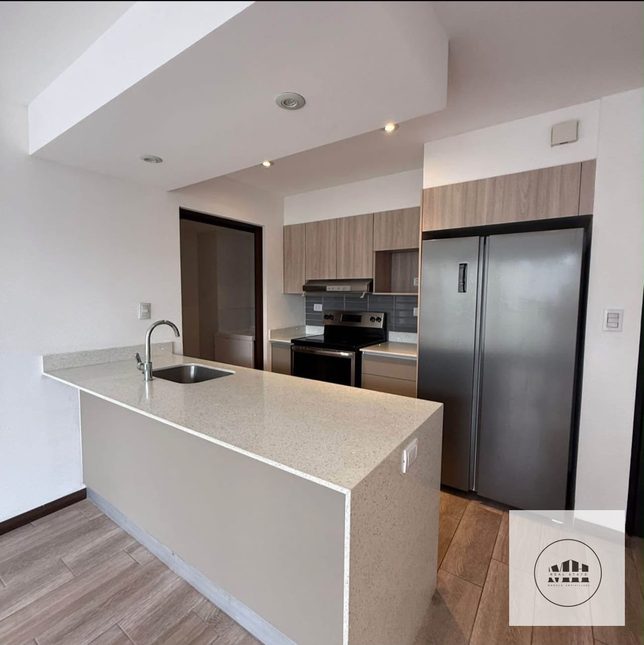 Bello apartamento con jardin en zona 16 — Apartamento en Alquiler en San Isidro 20/21, Zona 16, Guatemala, Ciudad — foto 5 de 15
