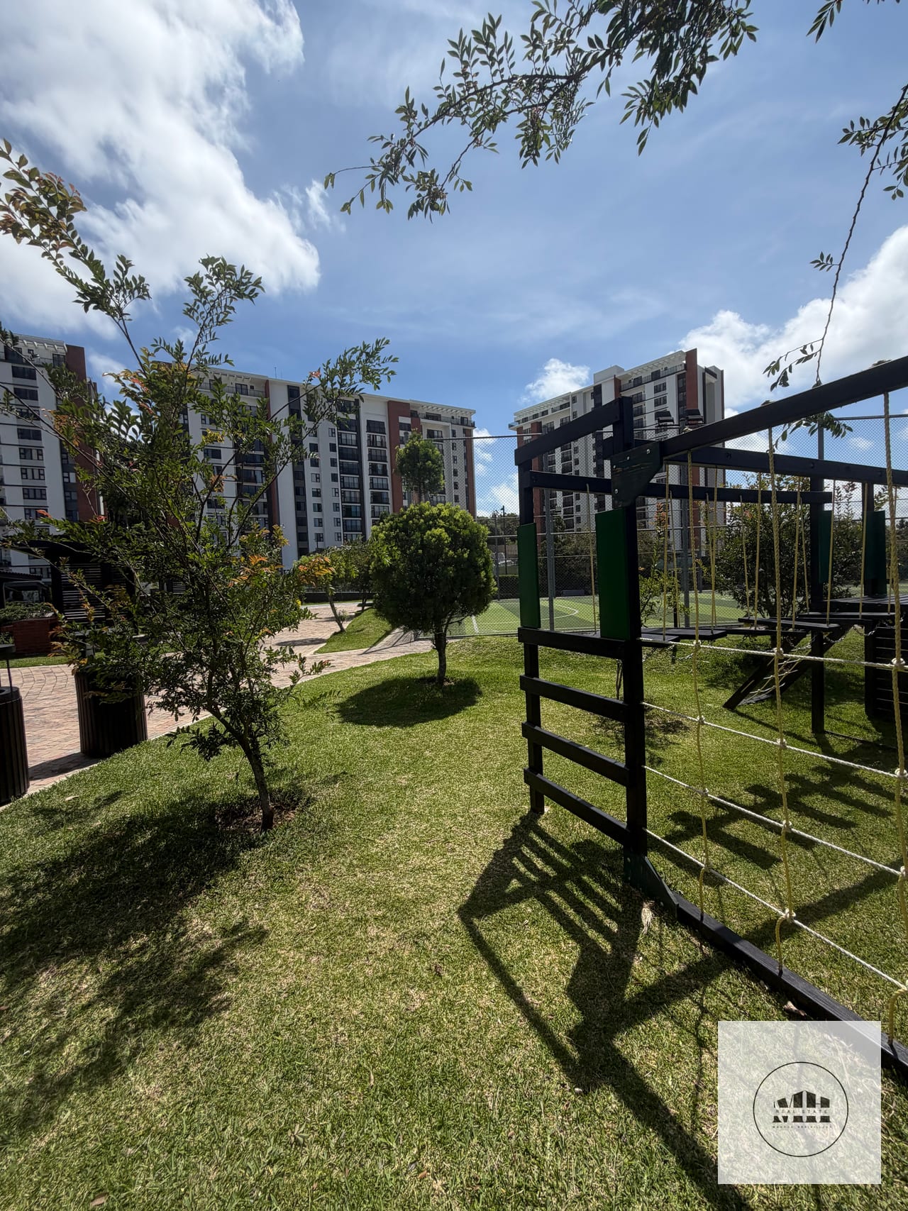 Bello apartamento con jardin en zona 16 — Apartamento en Alquiler en San Isidro 20/21, Zona 16, Guatemala, Ciudad — foto 14 de 15