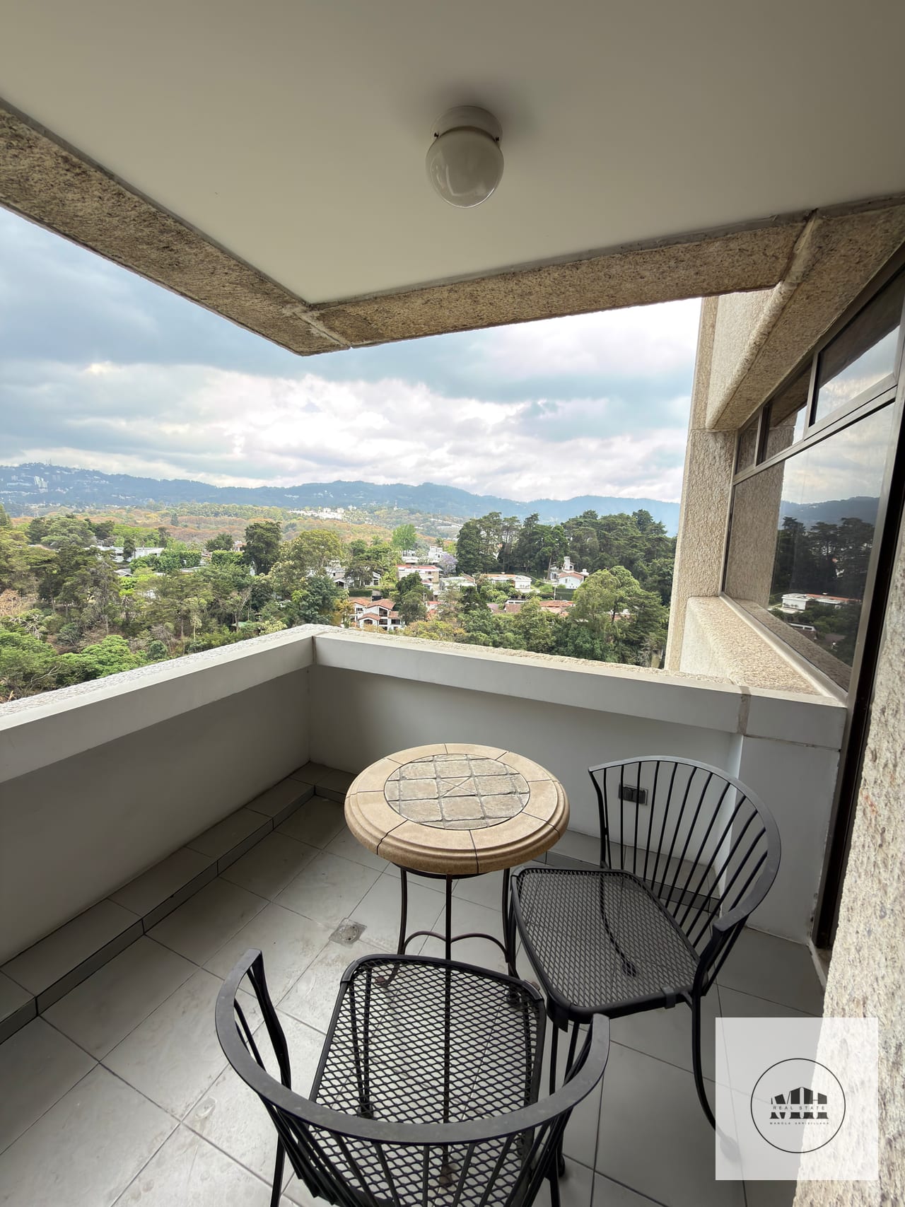 Precioso apartamento zona 14 — Apartamento en Venta en Ibiza, Zona 14, Guatemala, Ciudad — foto 1 de 16
