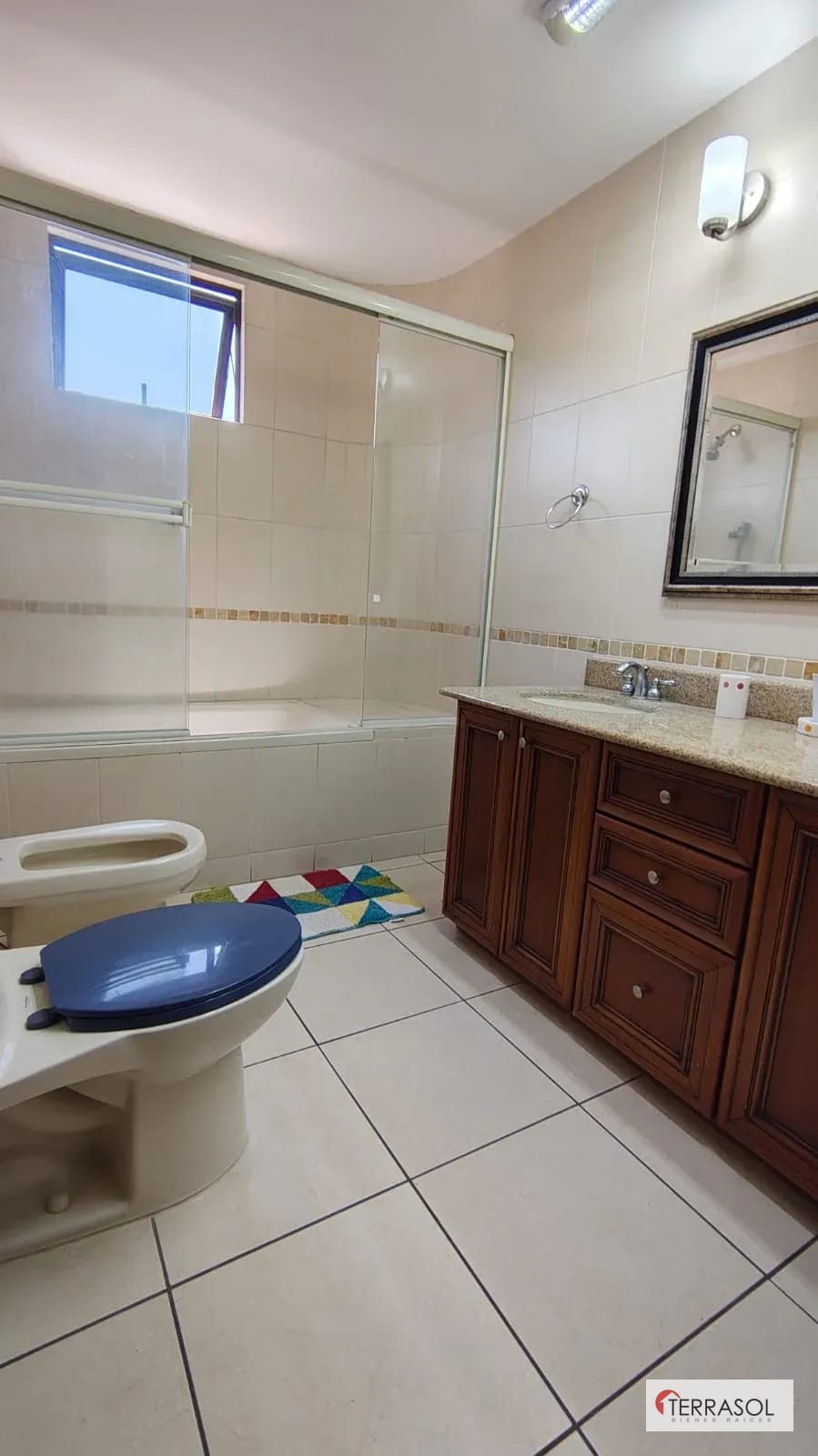 Apartamento Amueblado en Santa Clara zona 10 — Apartamento en Alquiler en Altos de Santa Clara, Zona 10, Guatemala, Ciudad — foto 6 de 13